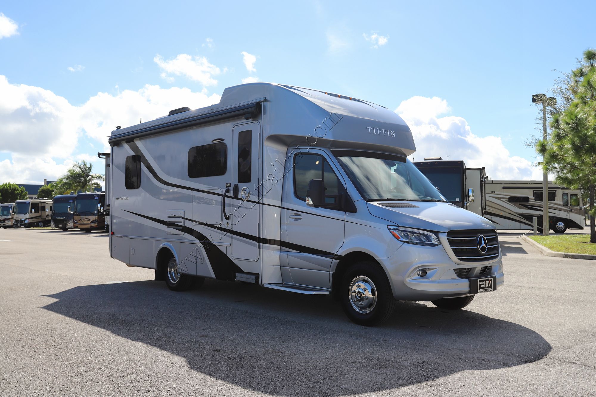 Used 2021 Tiffin Motor Homes Wayfarer 25SW Class C  For Sale