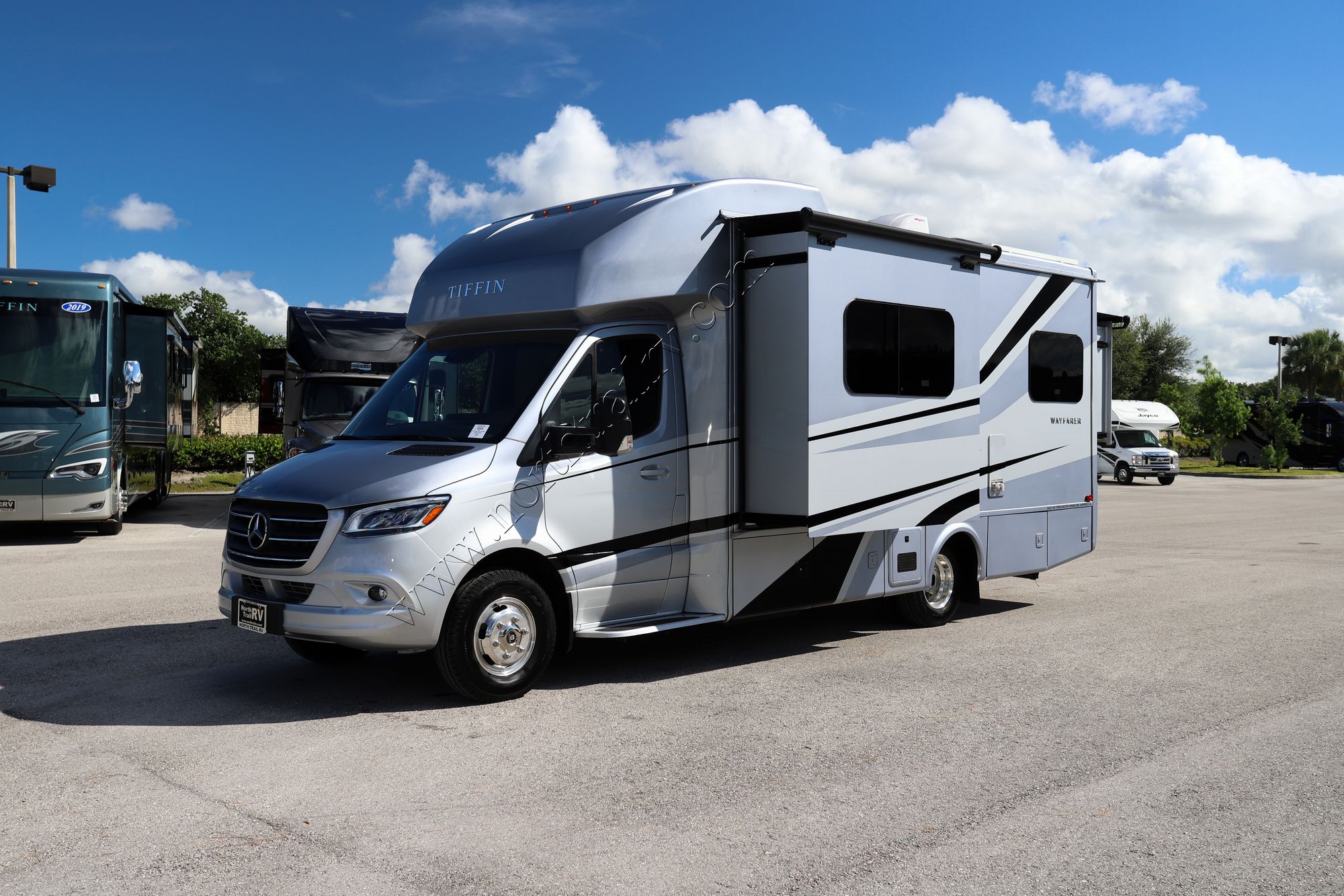 Used 2021 Tiffin Motor Homes Wayfarer 25SW Class C  For Sale