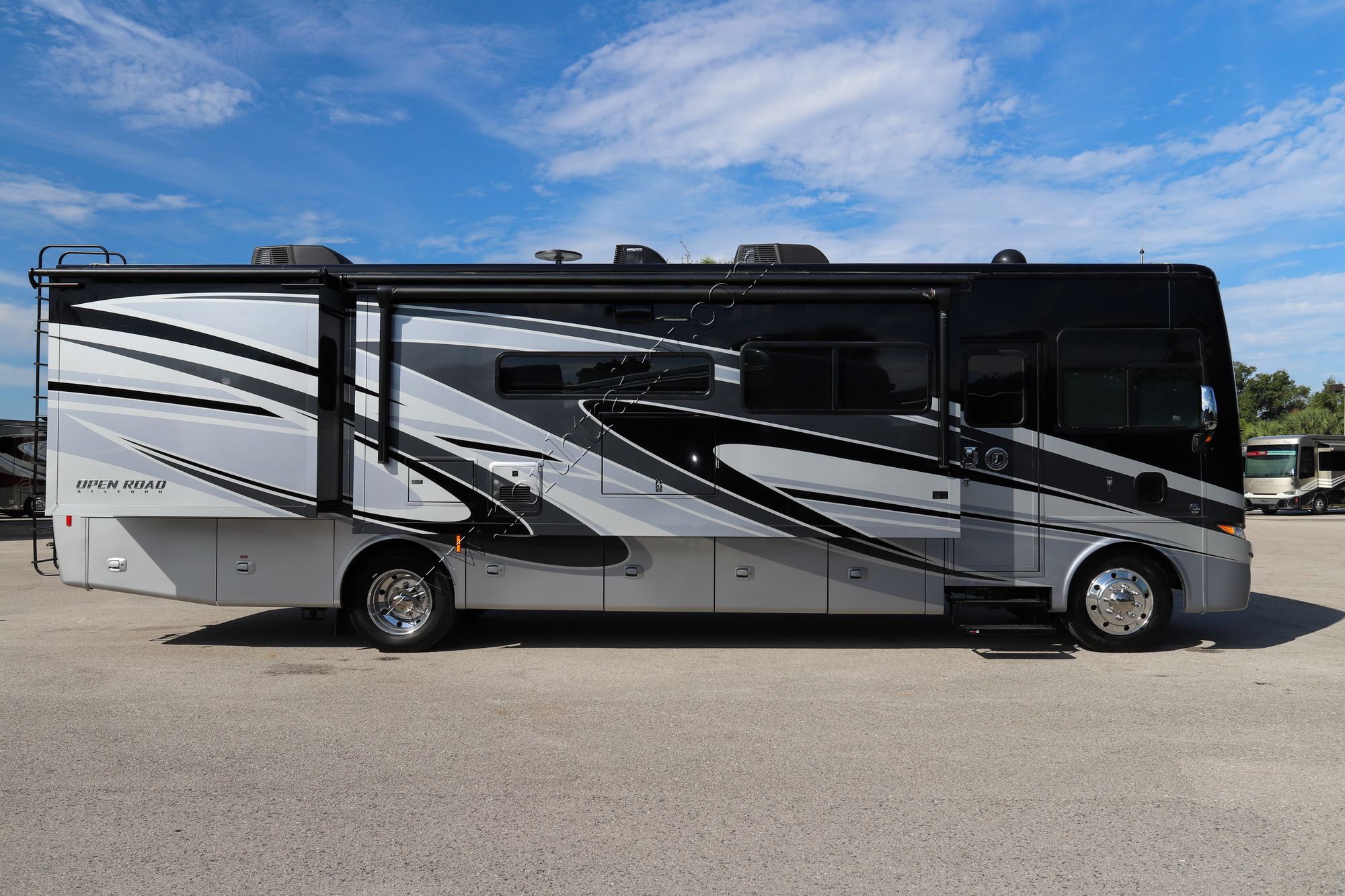 Used 2020 Tiffin Motor Homes Allegro 34PA Class A  For Sale