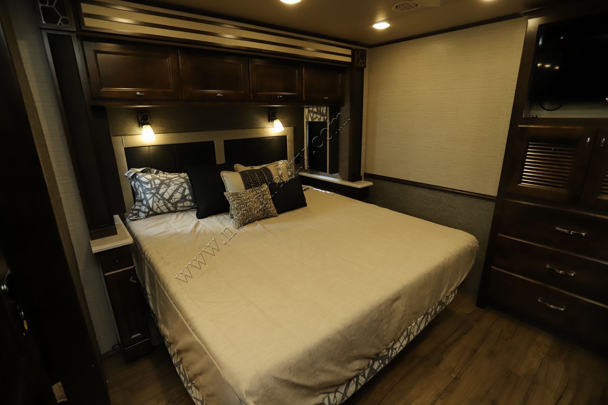 Used 2020 Tiffin Motor Homes Allegro 34PA Class A  For Sale