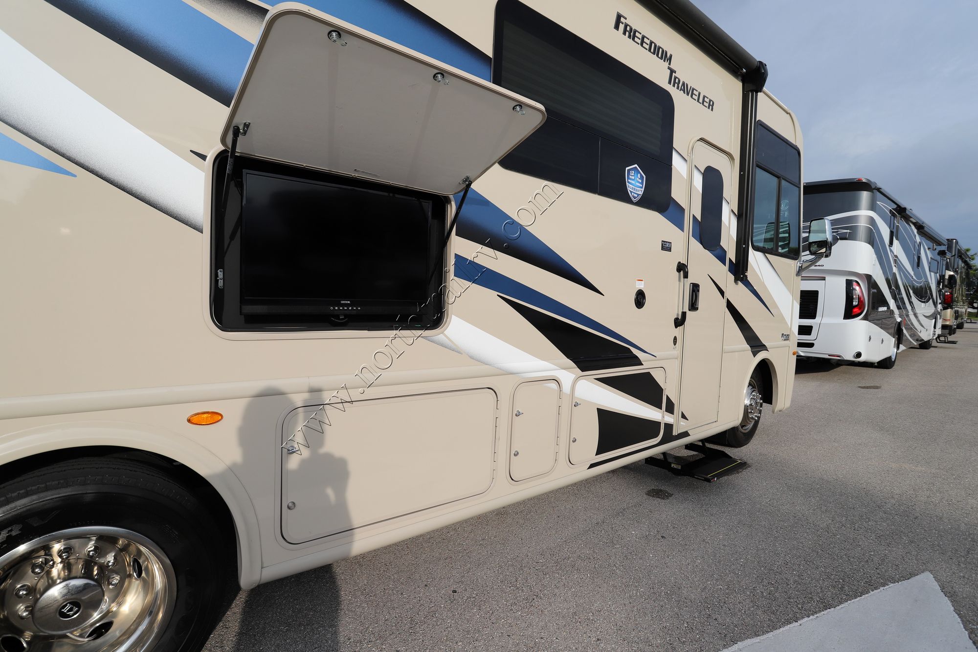 Used 2022 Thor Freedom Traveler A29 Class A  For Sale