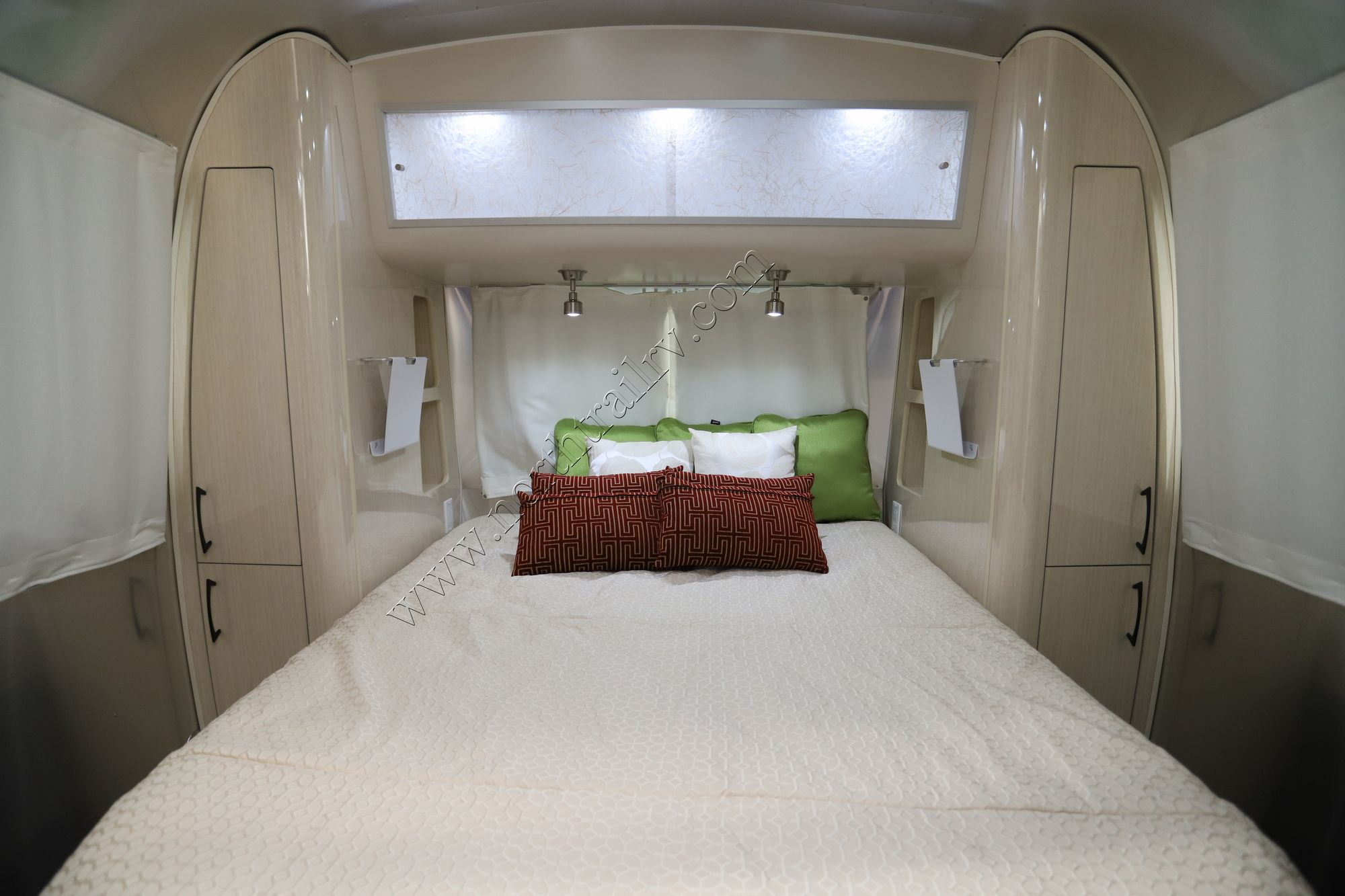 Used 2020 Airstream Intl Serenity 30RB Travel Trailer  For Sale