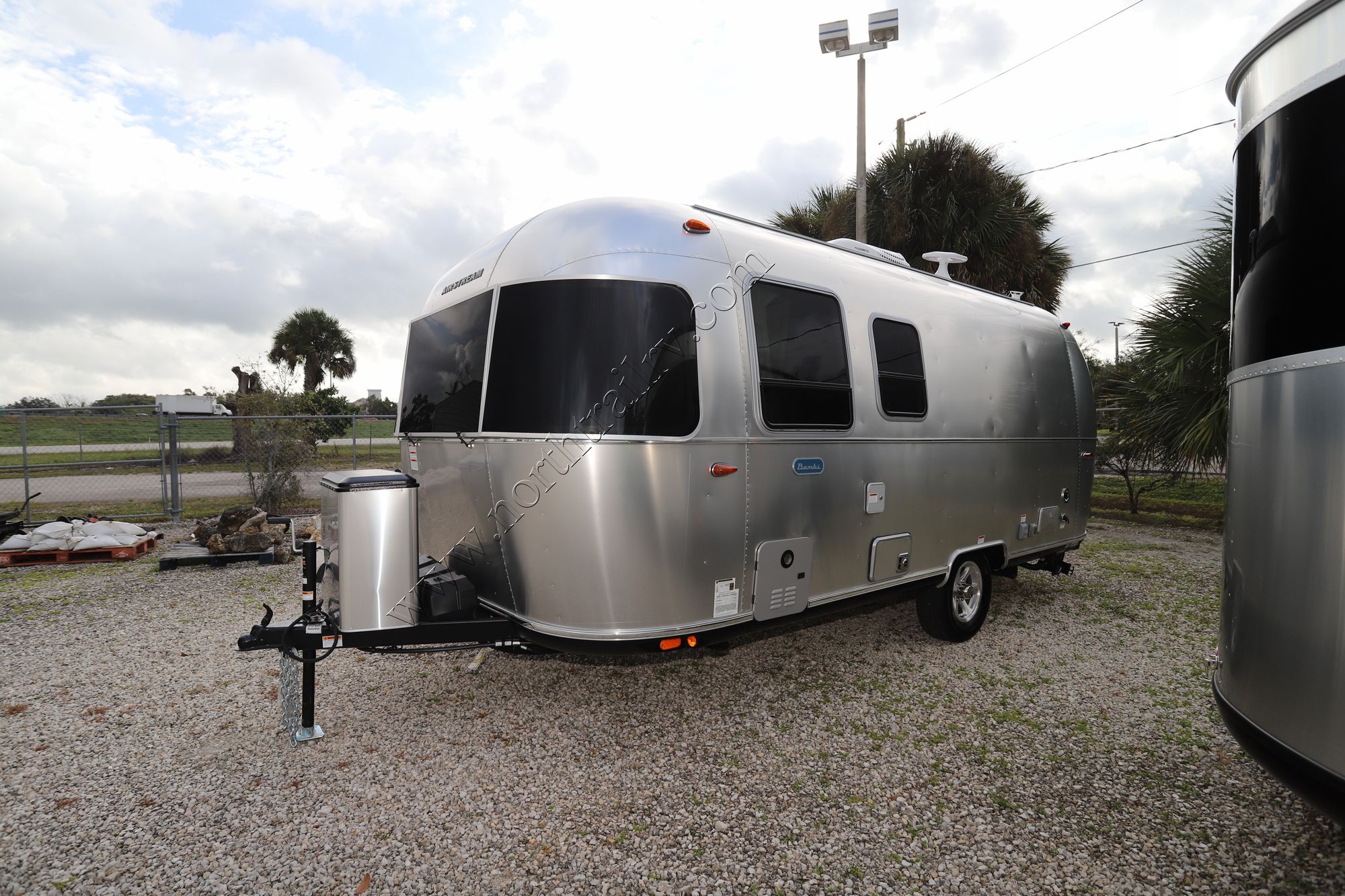 New 2022 Airstream Bambi 22FB Travel Trailer  For Sale