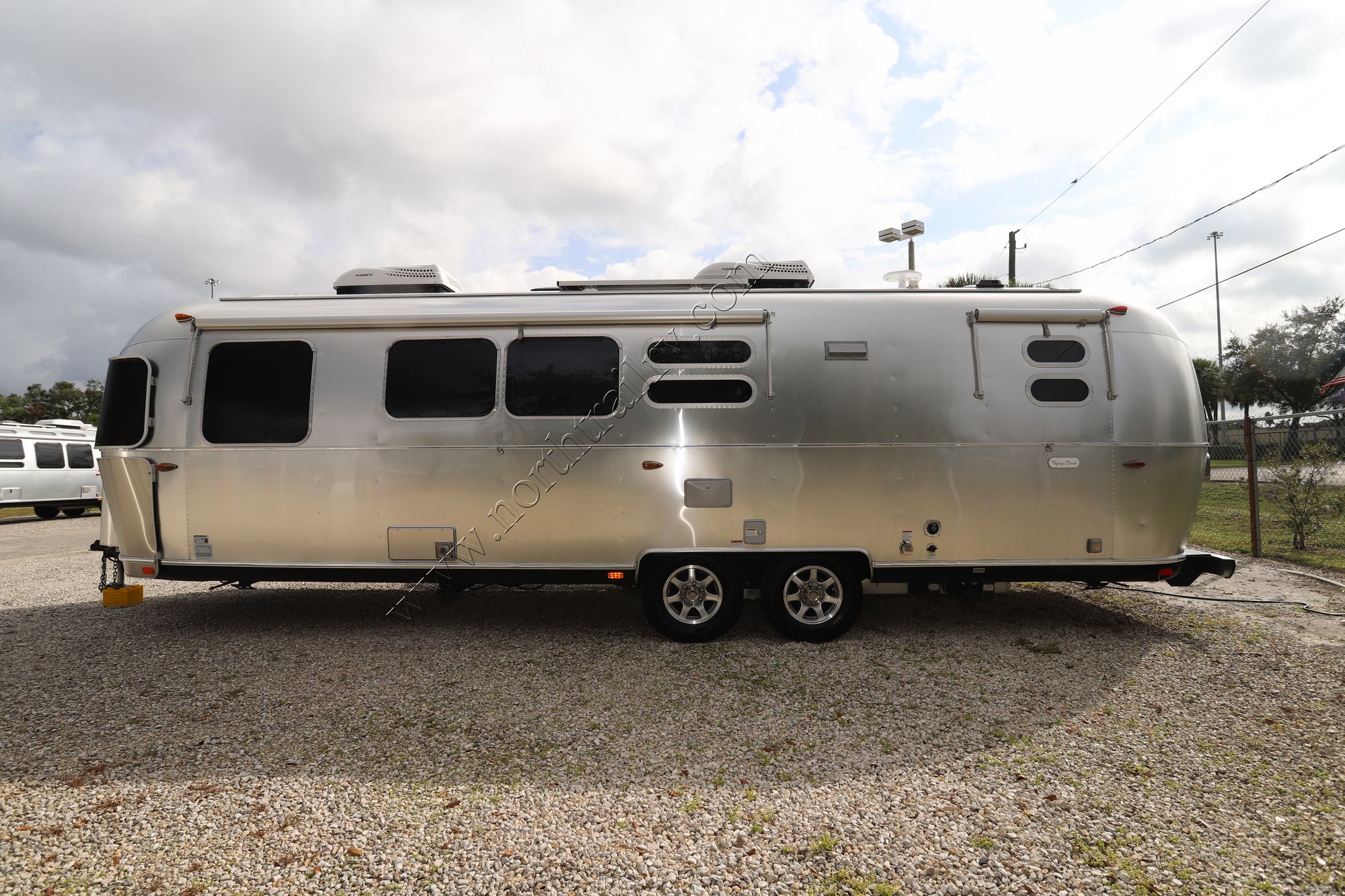 Used 2021 Airstream Flying Cloud 30FB Travel Trailer  For Sale