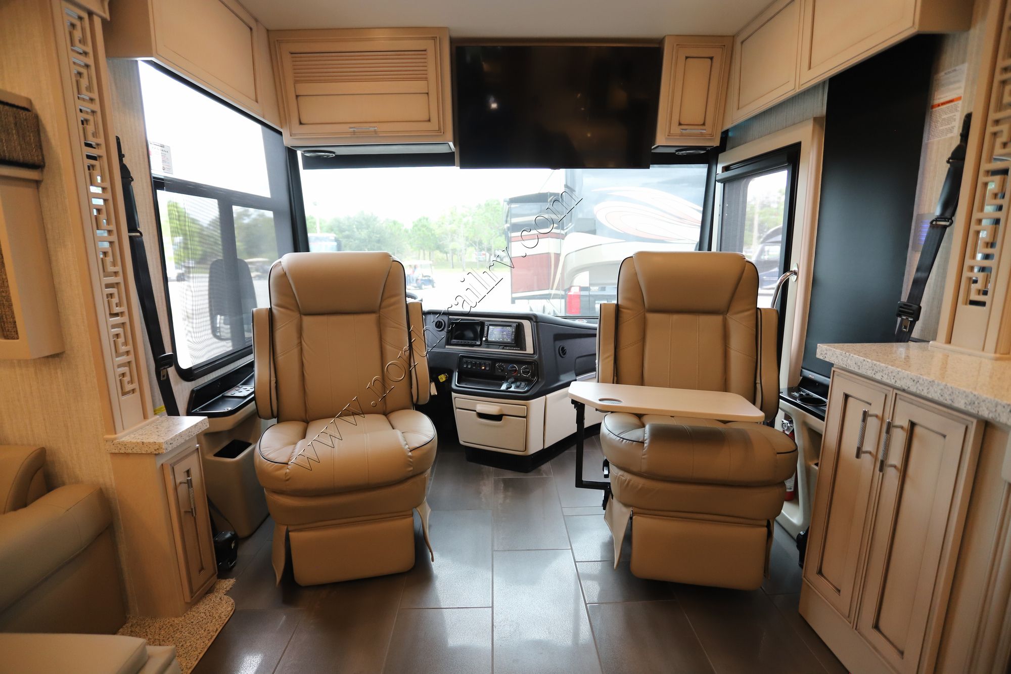 Used 2020 Newmar Ventana 3709 Class A  For Sale