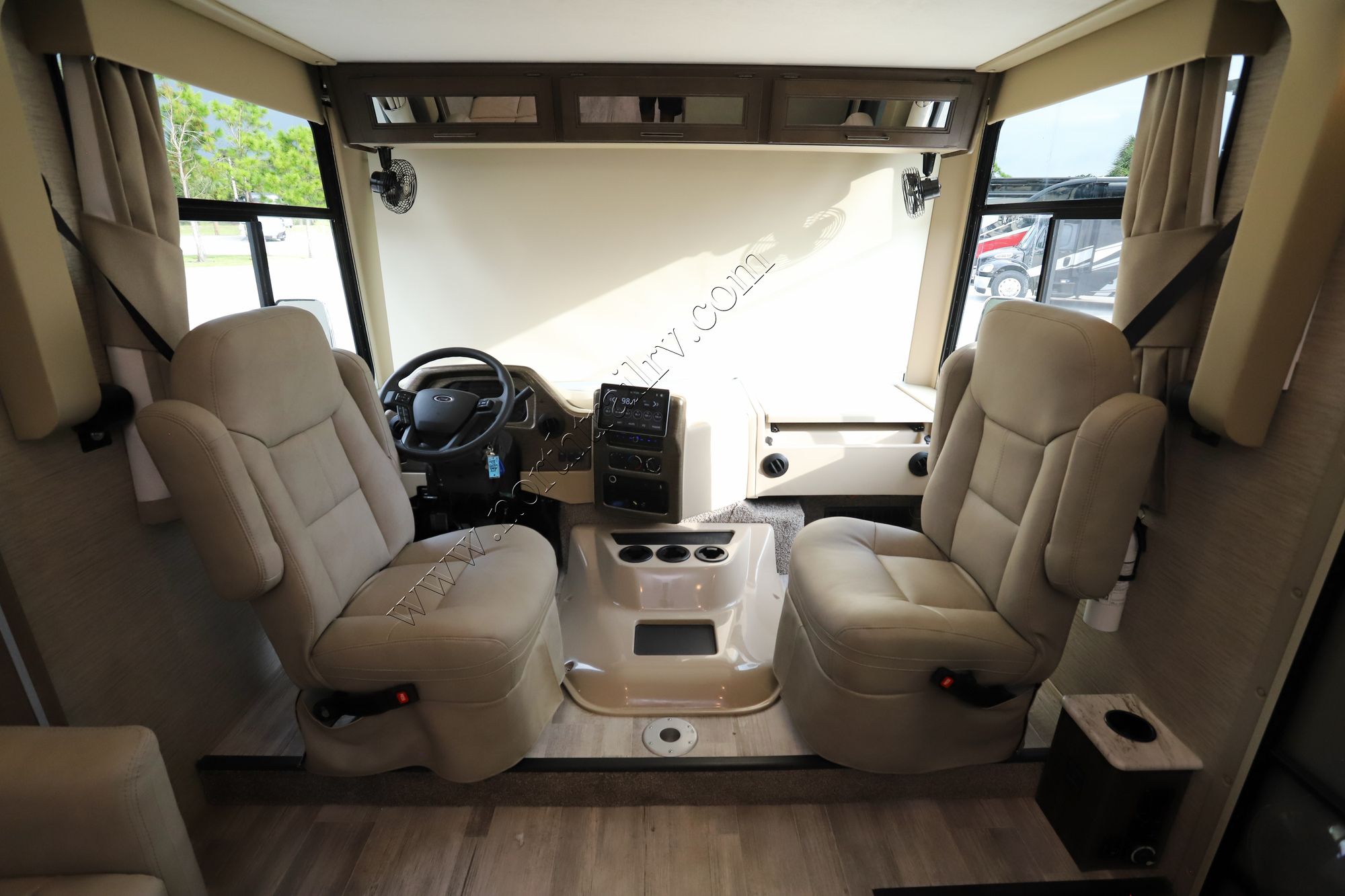 Used 2022 Thor Freedom Traveler A29 Class A  For Sale