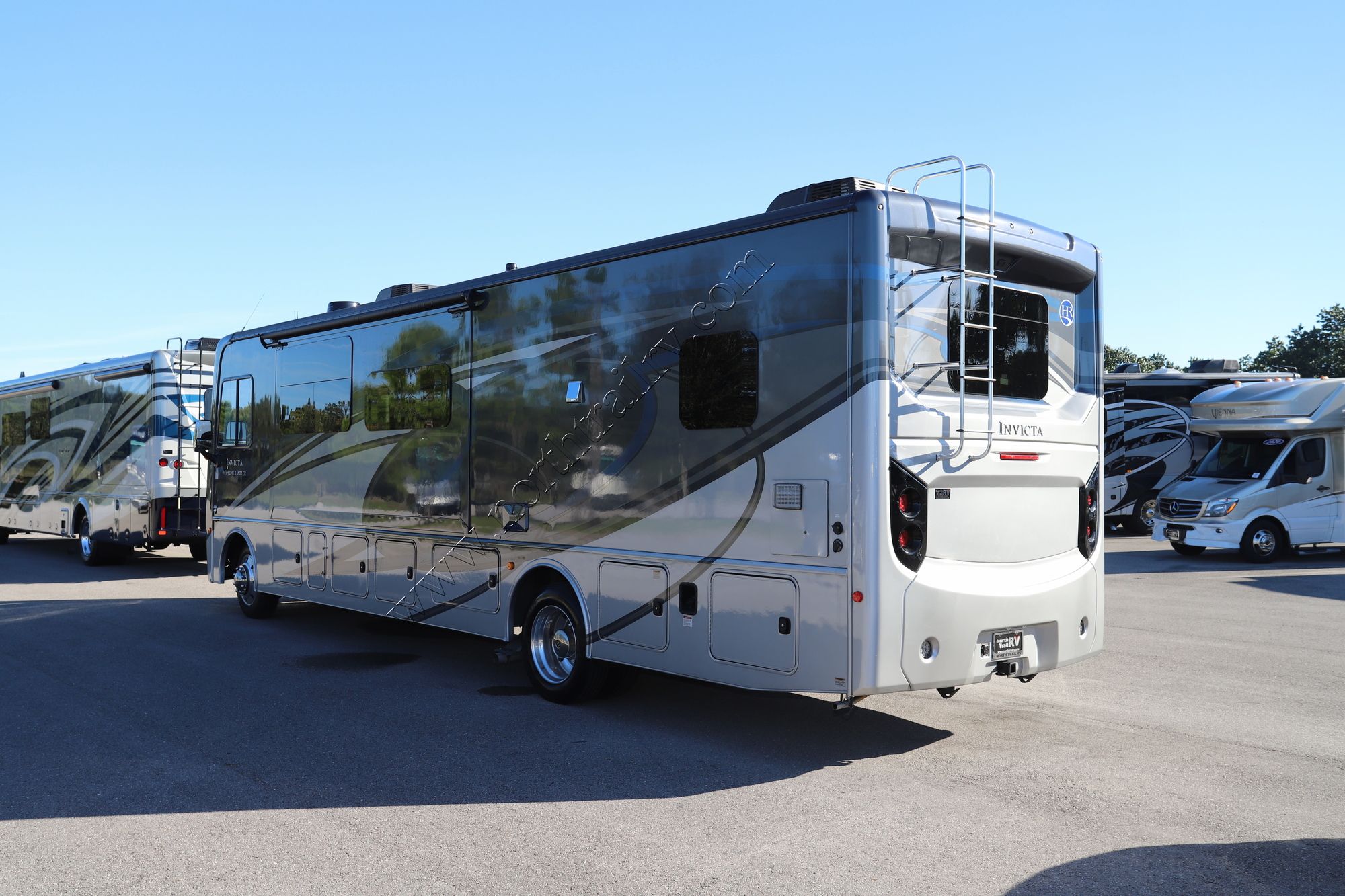 Used 2021 Holiday Rambler Invicta 34MB Class A  For Sale