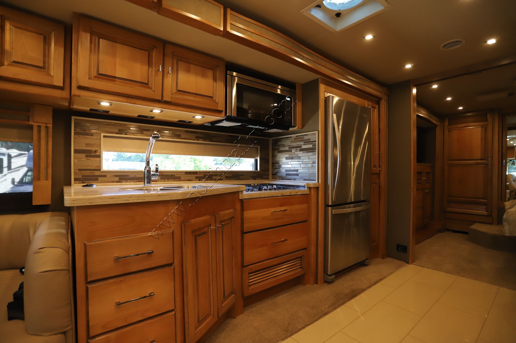 Used 2019 Tiffin Motor Homes Allegro Red 33AA Class A  For Sale