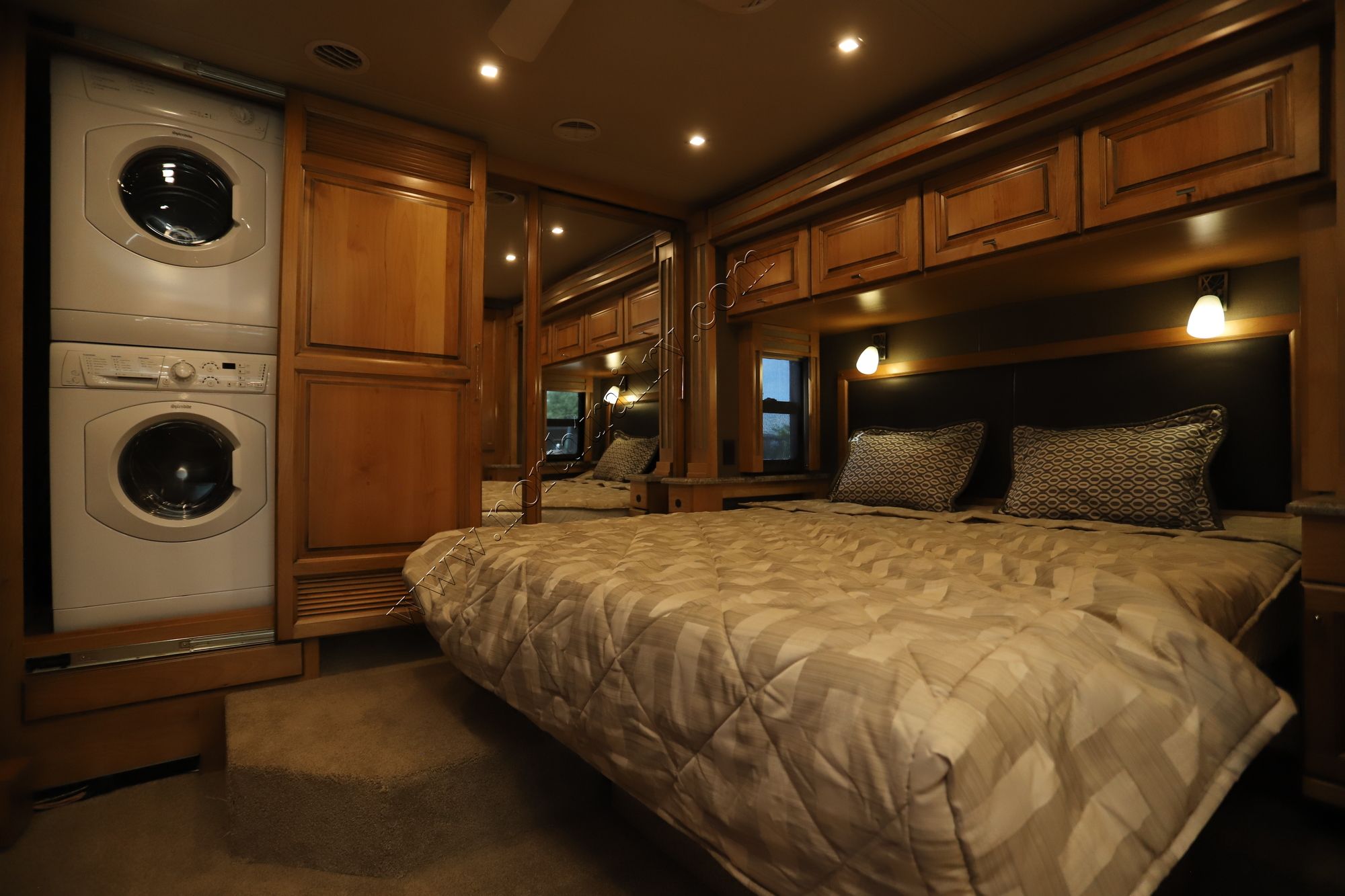 Used 2019 Tiffin Motor Homes Allegro Red 33AA Class A  For Sale