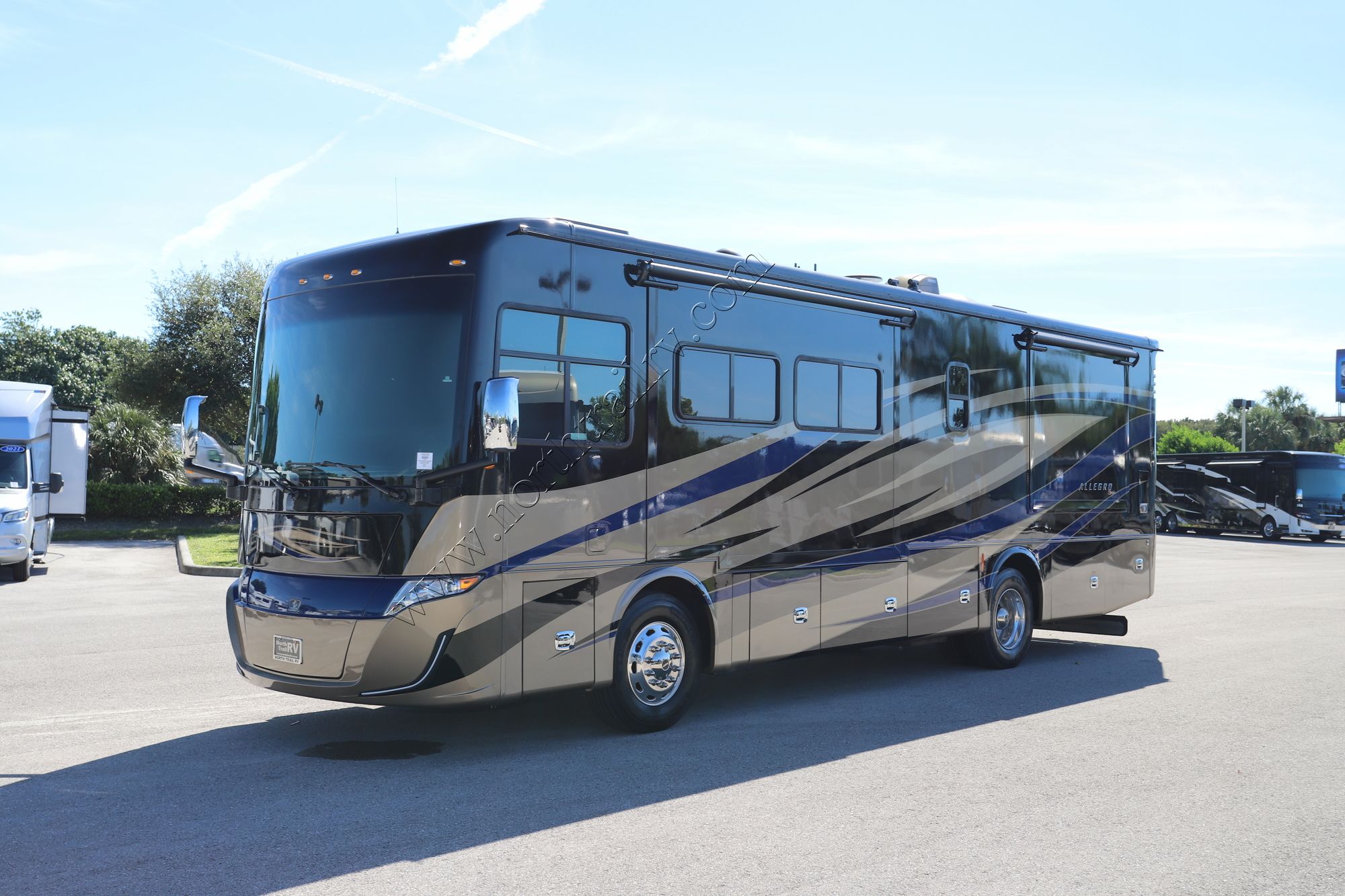 Used 2019 Tiffin Motor Homes Allegro Red 33AA Class A  For Sale