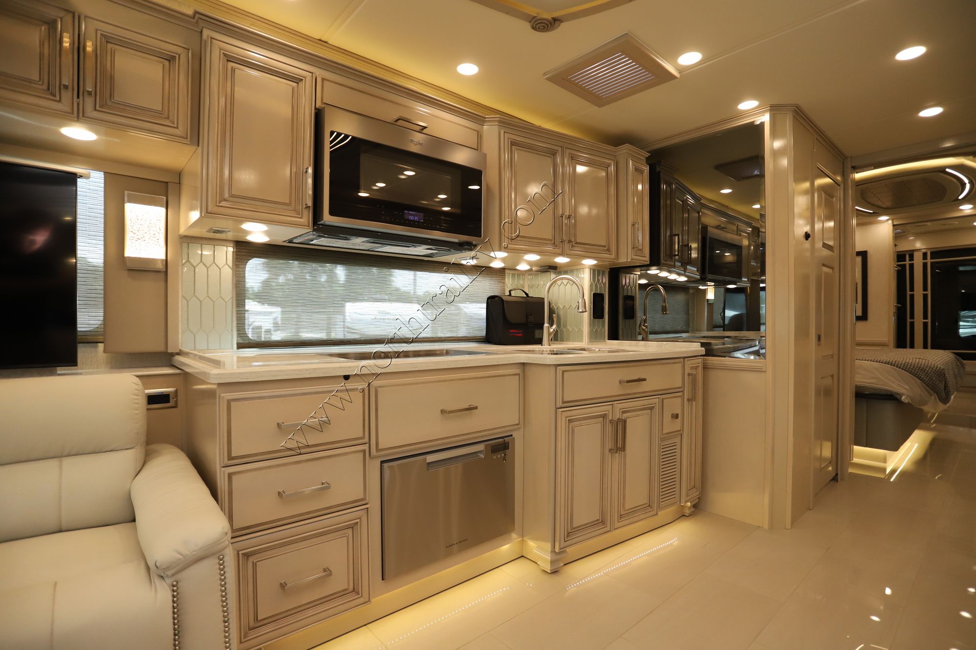 New 2022 Newmar London Aire 4551 Class A  For Sale