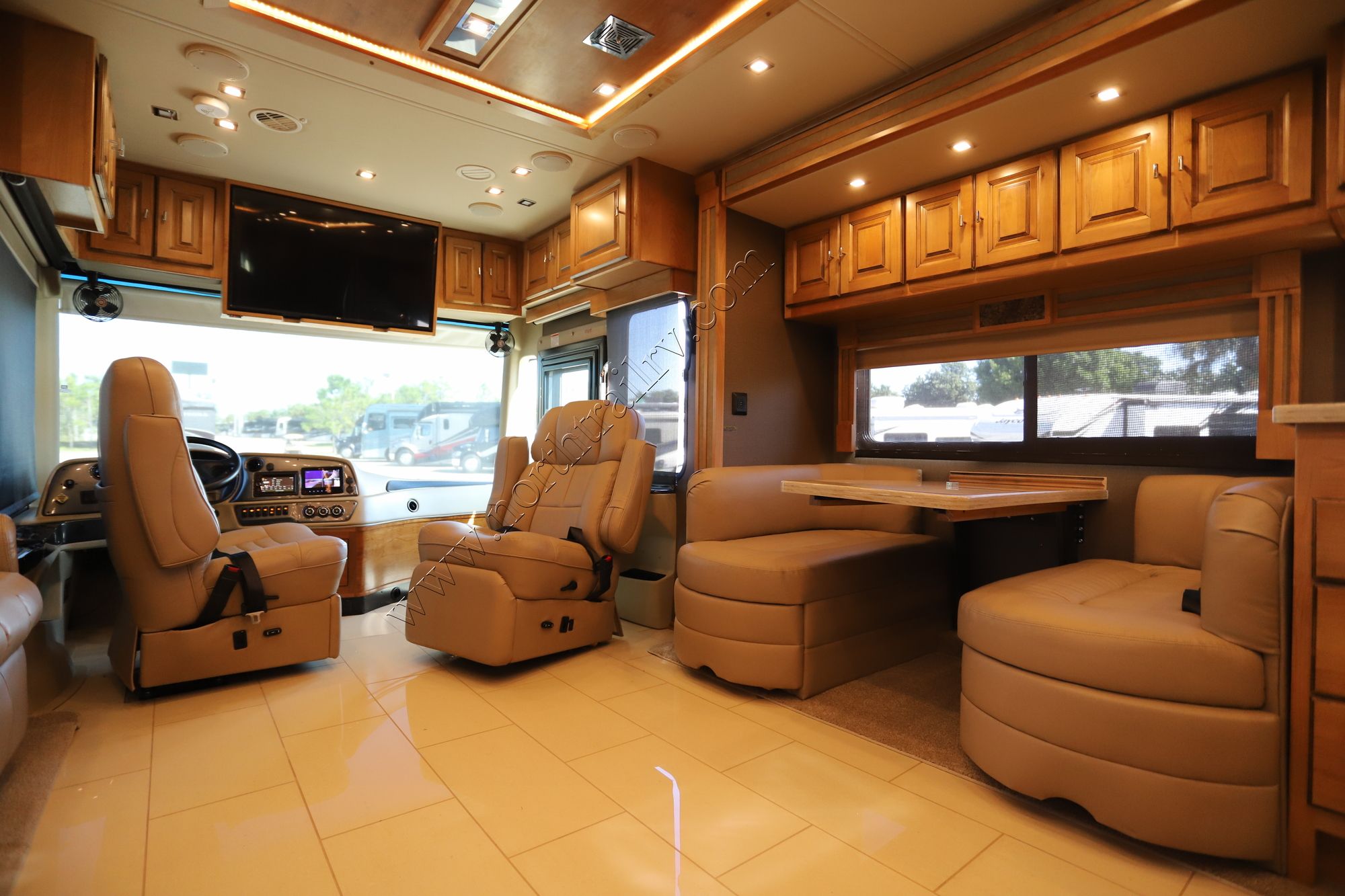 Used 2019 Tiffin Motor Homes Allegro Red 33AA Class A  For Sale