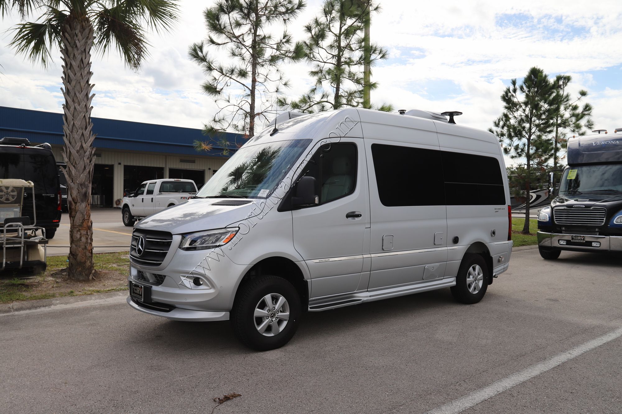 New 2022 Airstream Interstate 19 Class B  For Sale