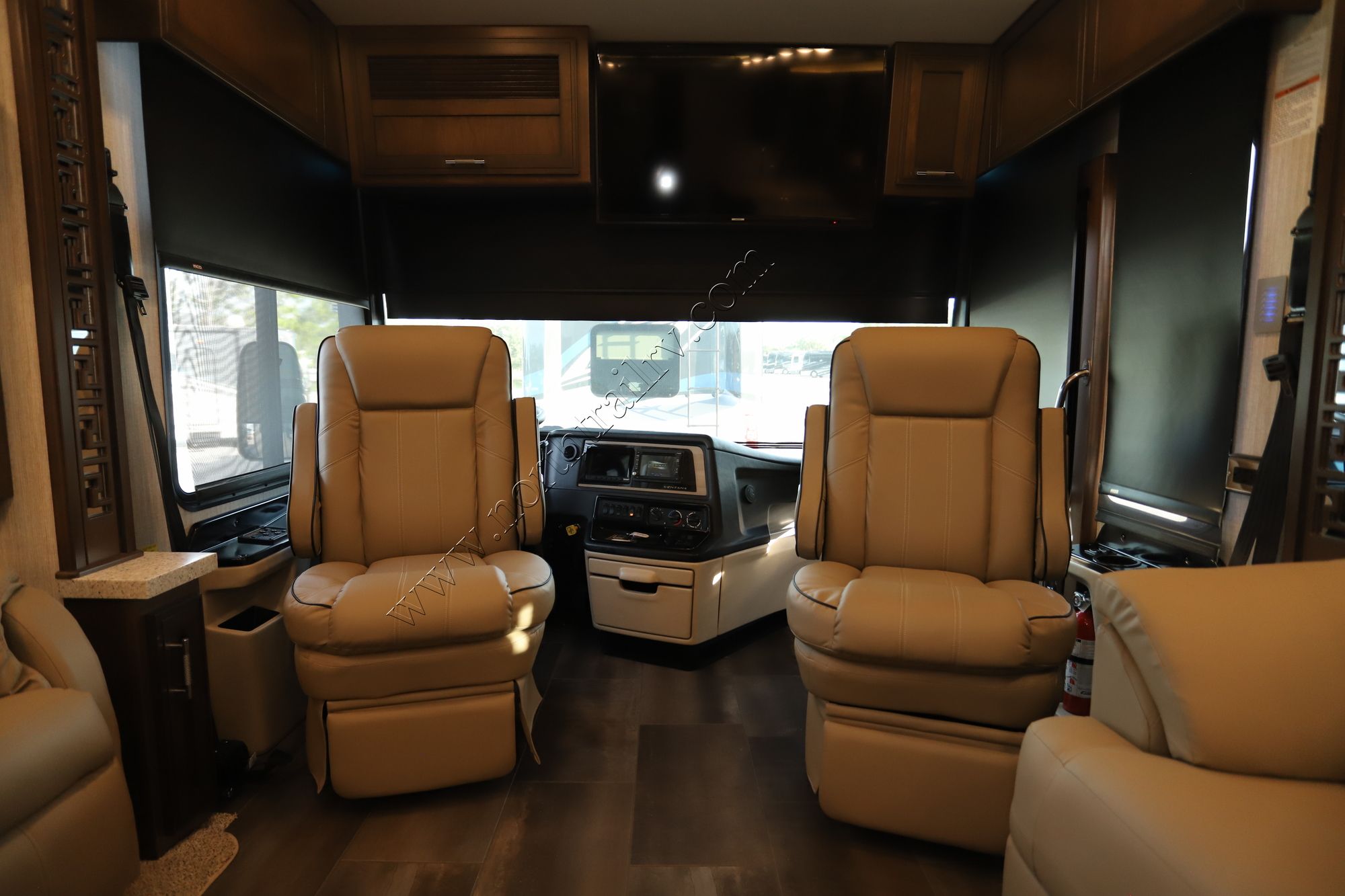 Used 2020 Newmar Ventana 4369 Class A  For Sale