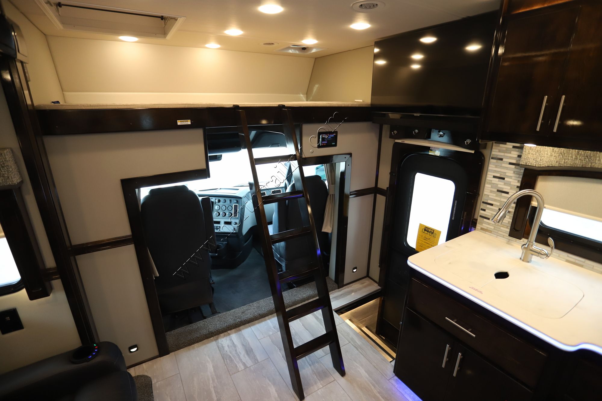 New 2022 Renegade Rv Classic 41CRV Super C  For Sale