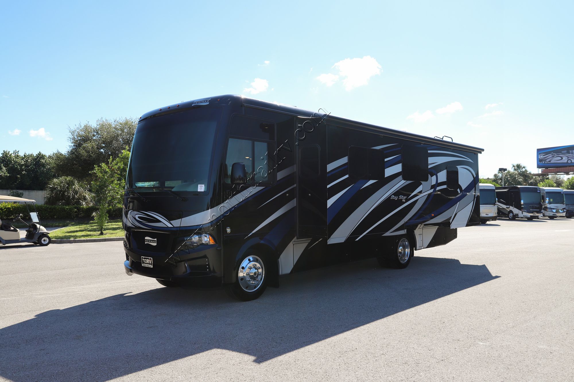 Used 2019 Newmar Bay Star 3124 Class A  For Sale