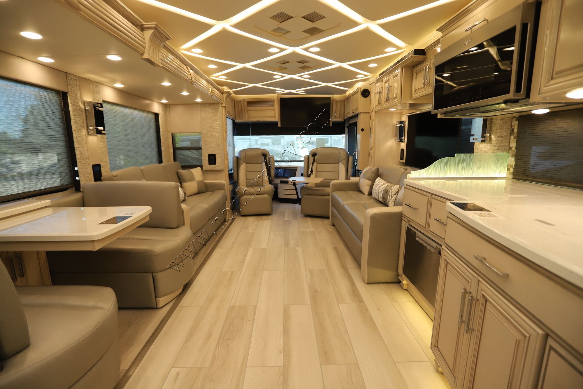 New 2022 Newmar Mountain Aire 4535 Class A  For Sale