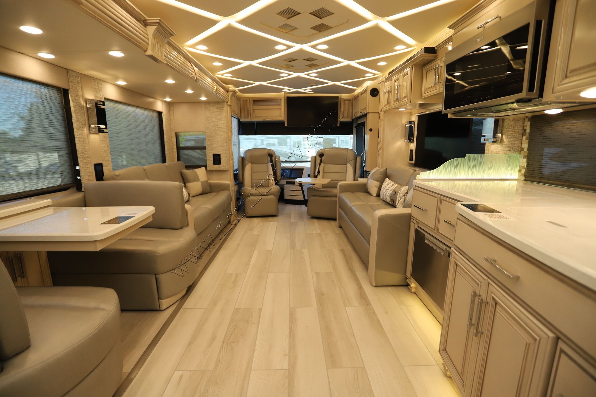 New 2022 Newmar Mountain Aire 4535 Class A  For Sale