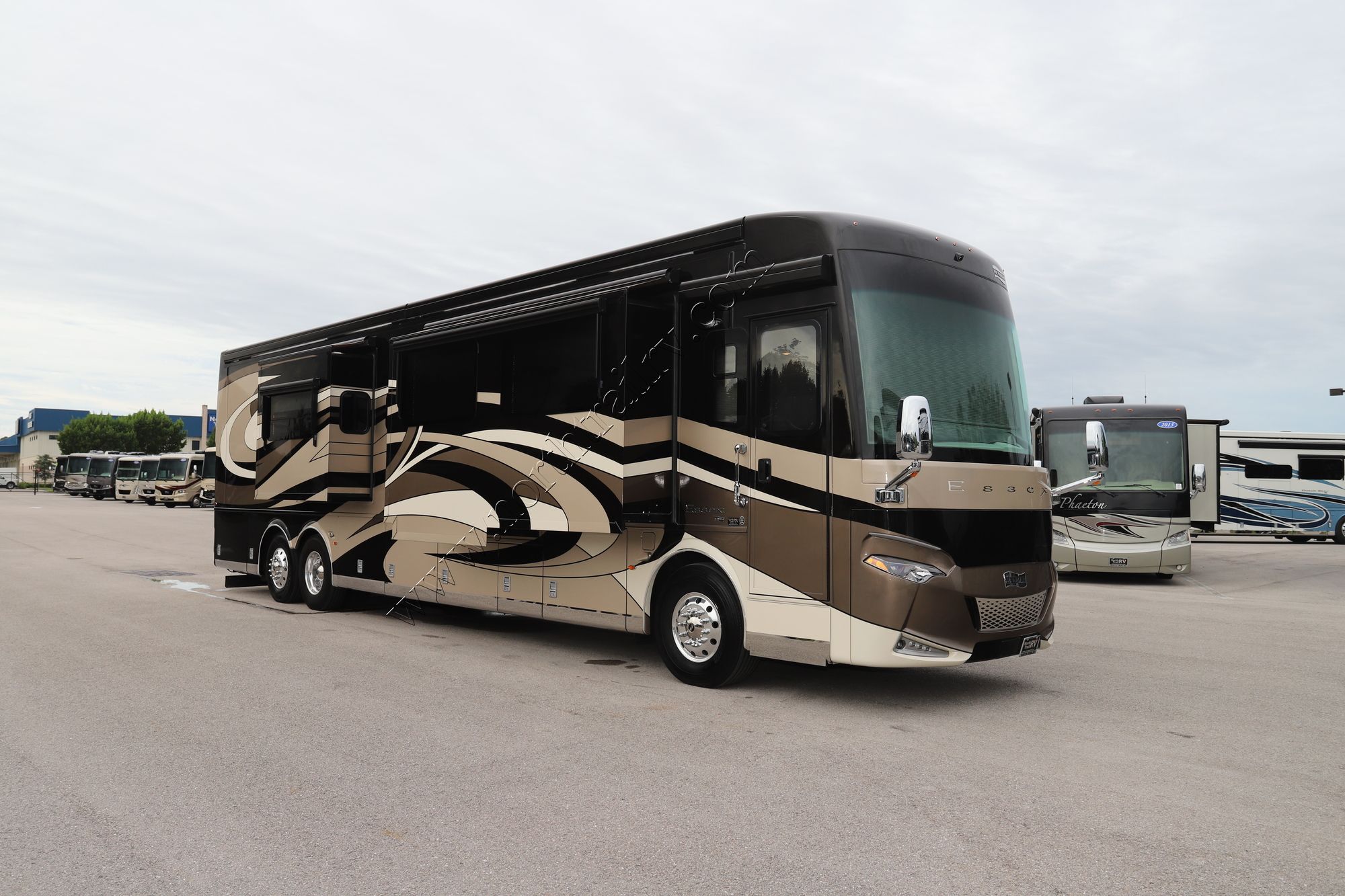 Used 2019 Newmar Essex 4533 Class A  For Sale