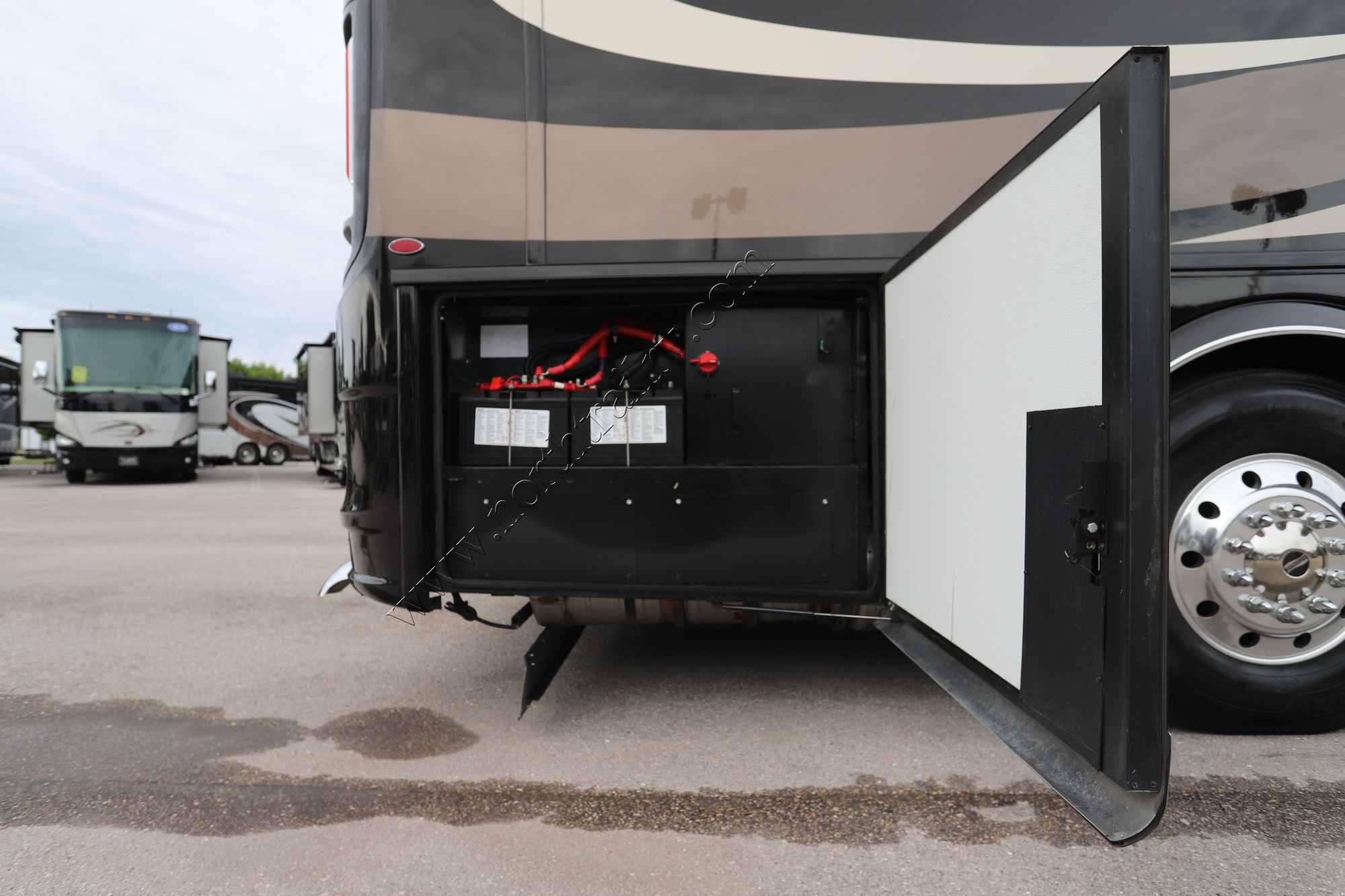 Used 2019 Newmar Essex 4533 Class A  For Sale