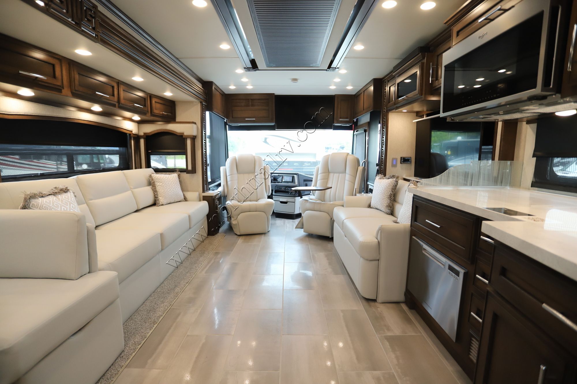 New 2022 Newmar Ventana 4326 Class A  For Sale