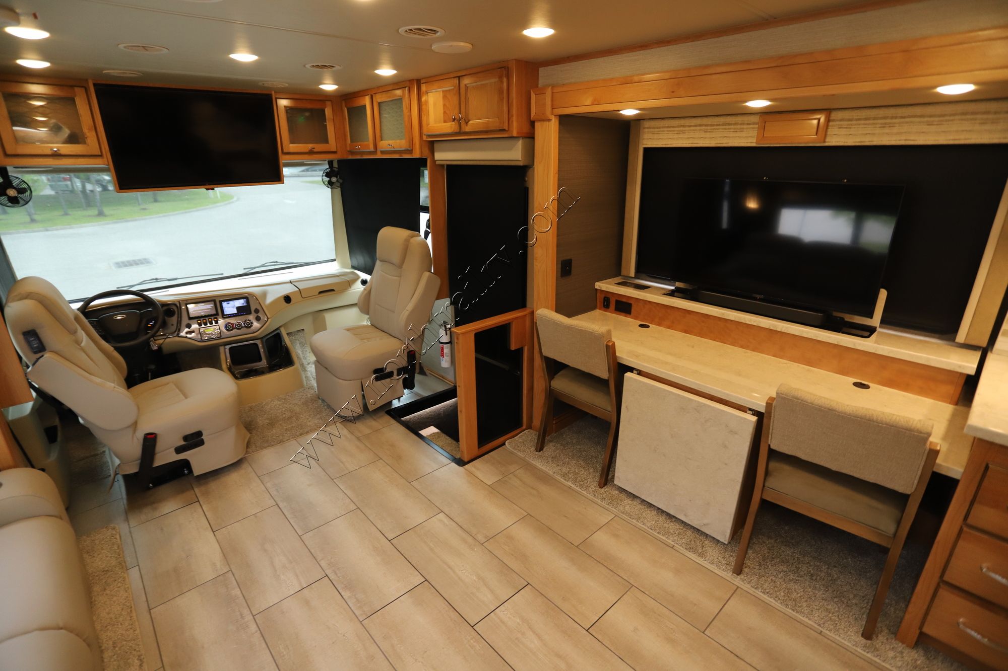 New 2022 Tiffin Motor Homes Allegro 34PA Class A  For Sale