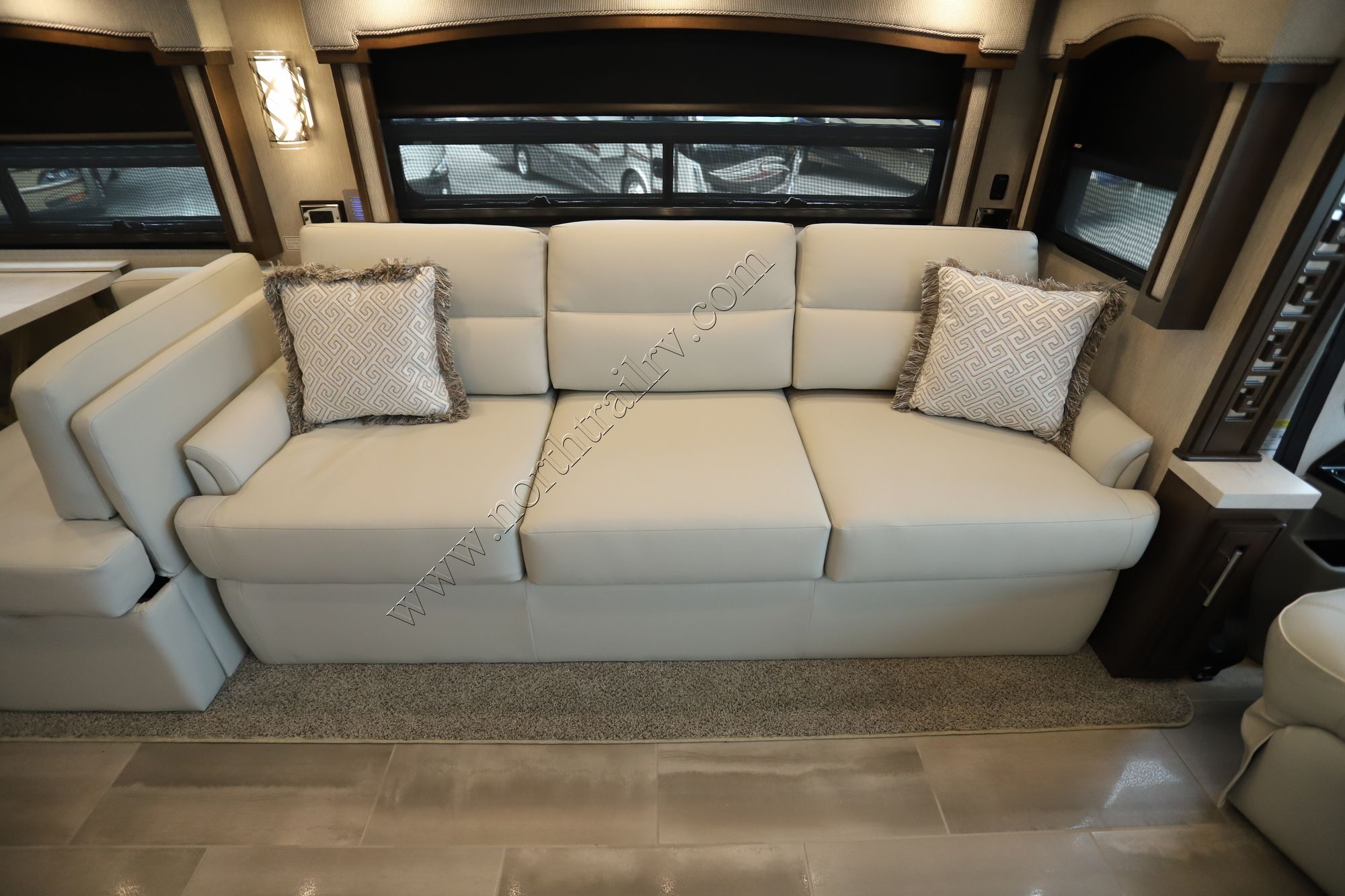 New 2022 Newmar Ventana 4326 Class A  For Sale