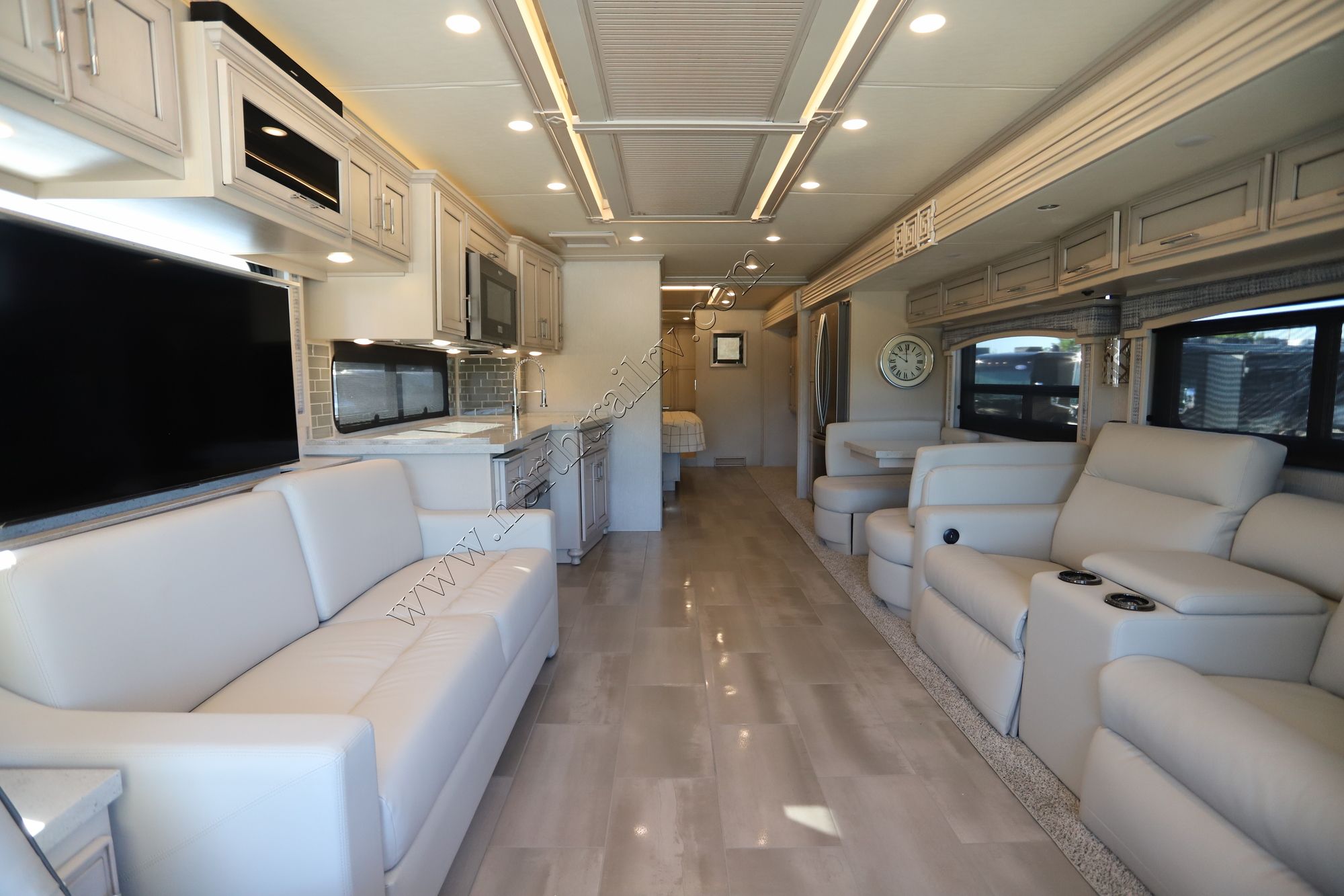 Used 2021 Newmar Ventana 4369 Class A  For Sale