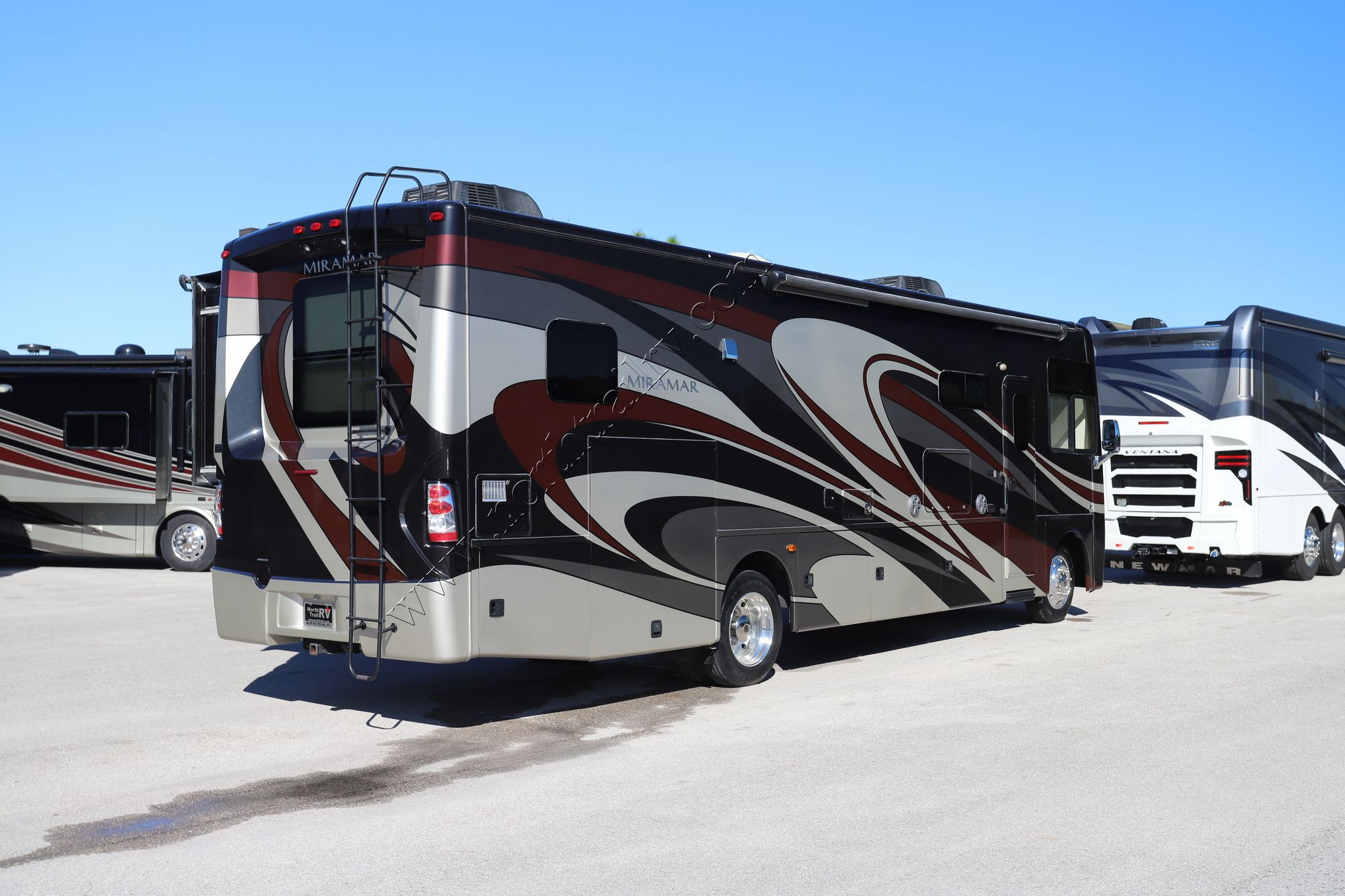 Used 2016 Thor Miramar 33.5 Class A  For Sale