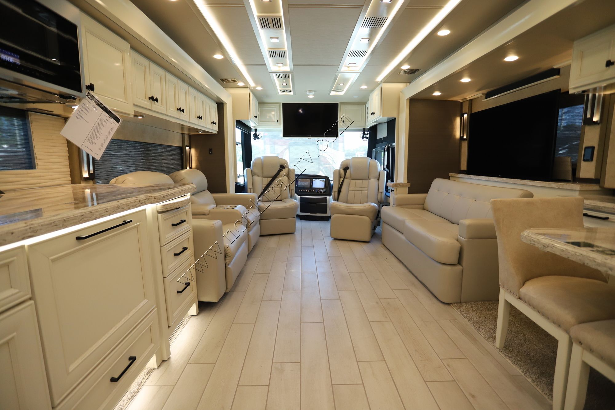 New 2022 Tiffin Motor Homes Allegro Bus 45OPP Class A  For Sale