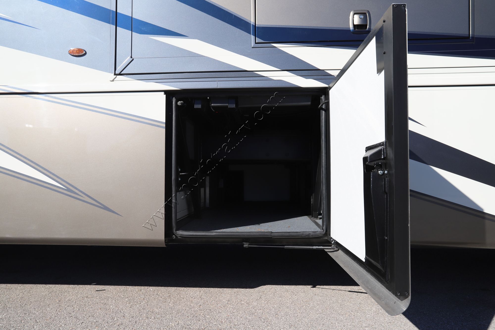 Used 2021 Newmar Ventana 4369 Class A  For Sale