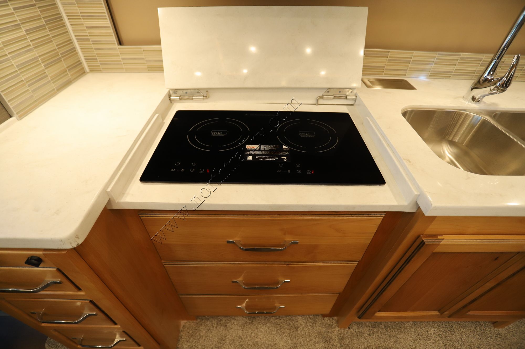 New 2022 Tiffin Motor Homes Allegro Red 38KA Class A  For Sale