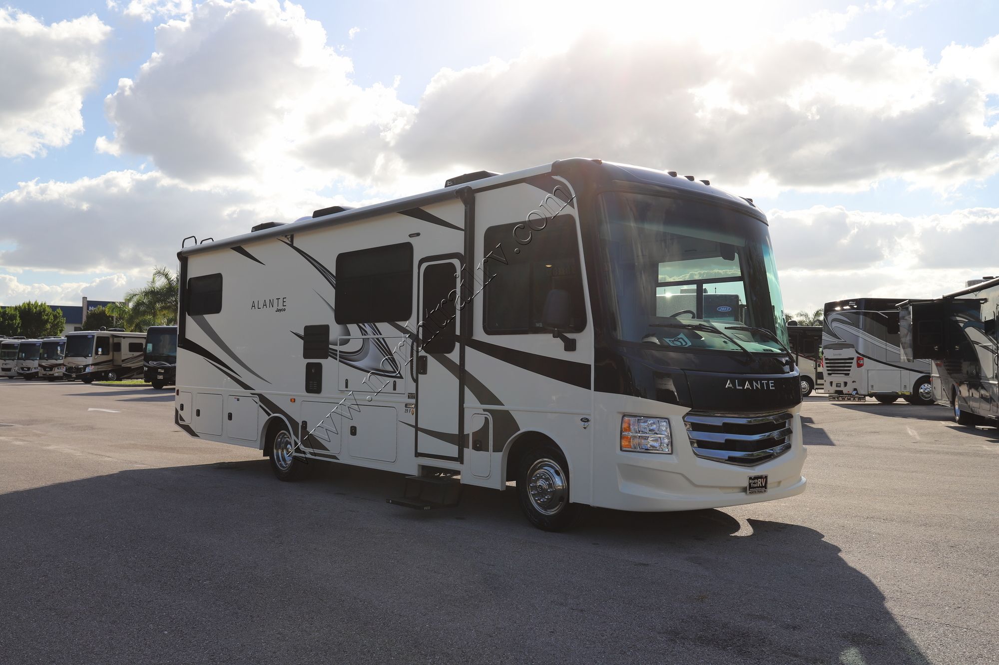 New 2022 Jayco Alante 29F Class A  For Sale