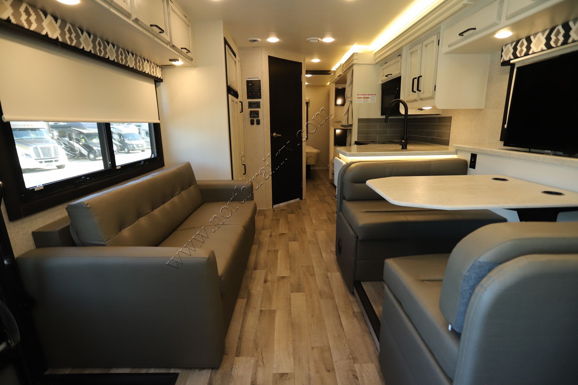 New 2022 Jayco Alante 29F Class A  For Sale