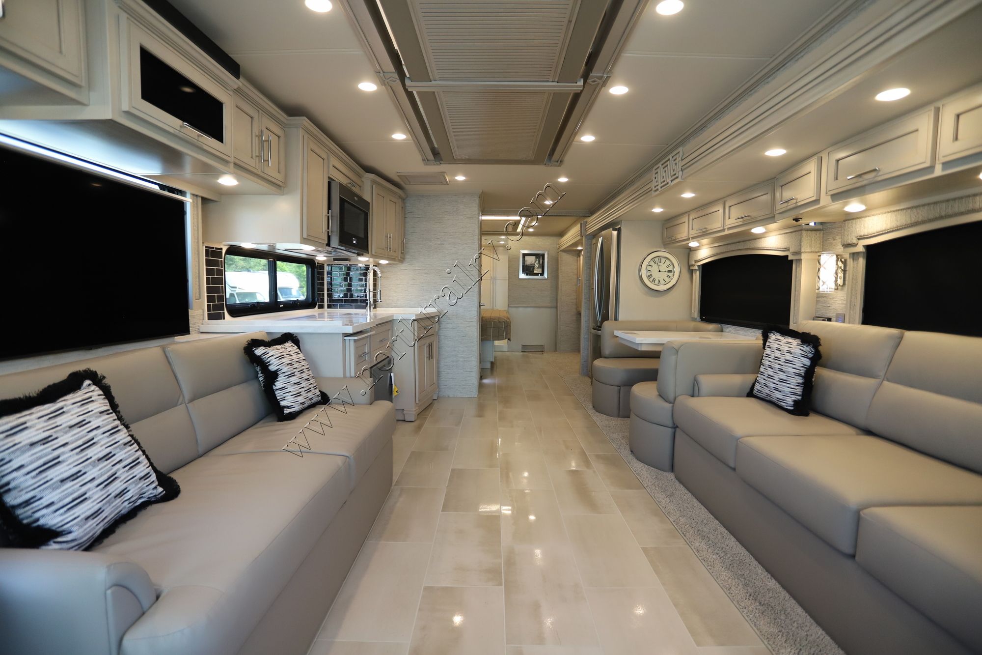 New 2022 Newmar Ventana 4369 Class A  For Sale