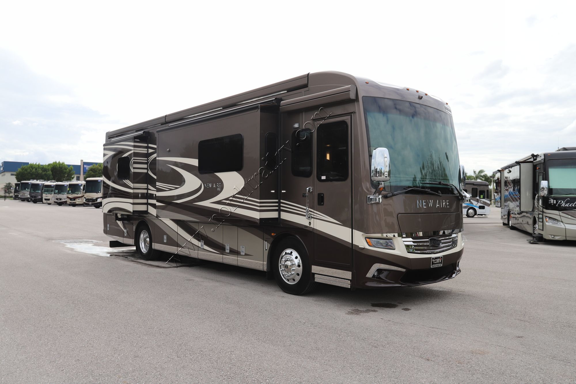 Used 2020 Newmar New Aire 3541 Class A  For Sale