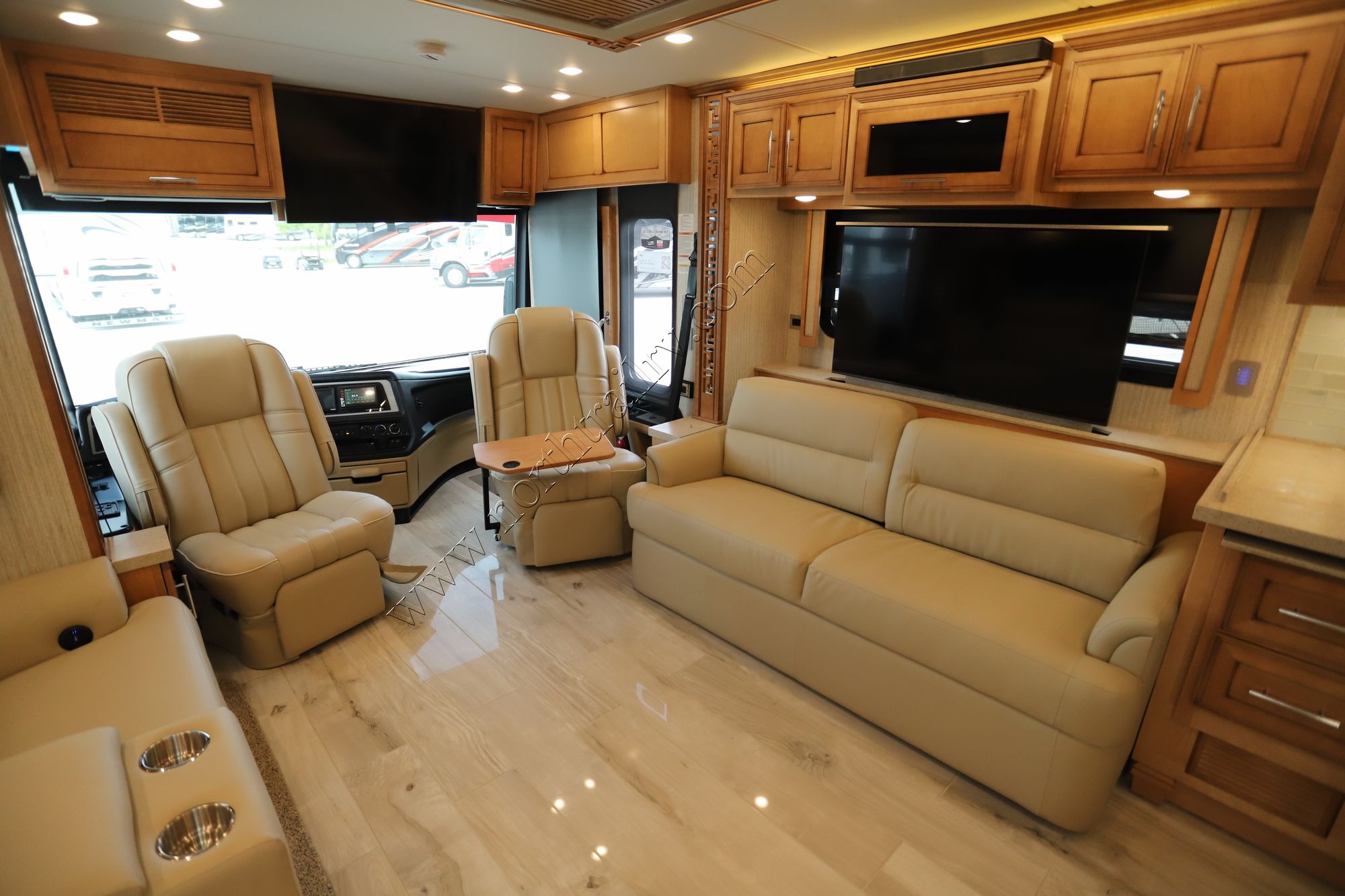 New 2022 Newmar Ventana 4369 Class A  For Sale