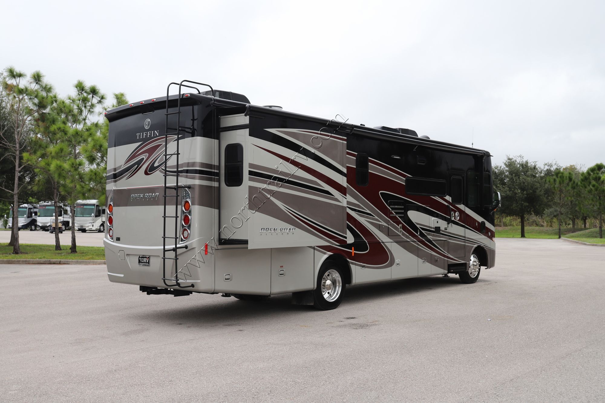 Used 2020 Tiffin Motor Homes Allegro 32SA Class A  For Sale