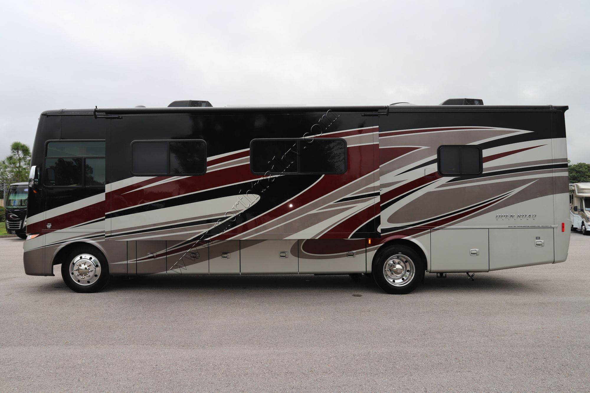 Used 2020 Tiffin Motor Homes Allegro 32SA Class A  For Sale