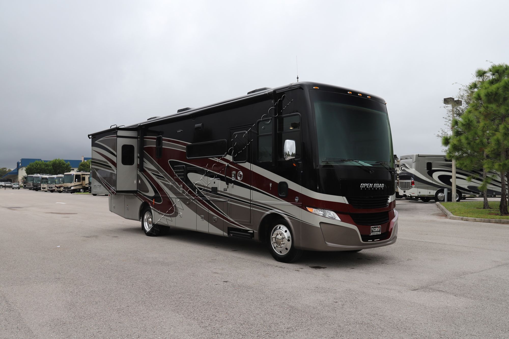 Used 2020 Tiffin Motor Homes Allegro 32SA Class A  For Sale