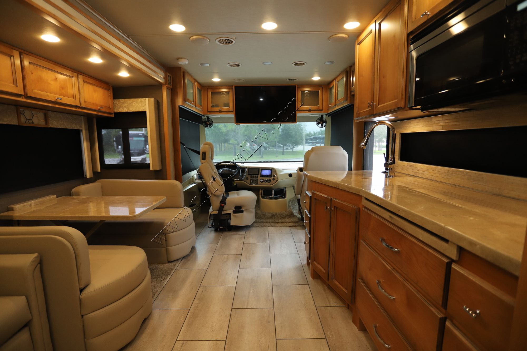 Used 2020 Tiffin Motor Homes Allegro 32SA Class A  For Sale