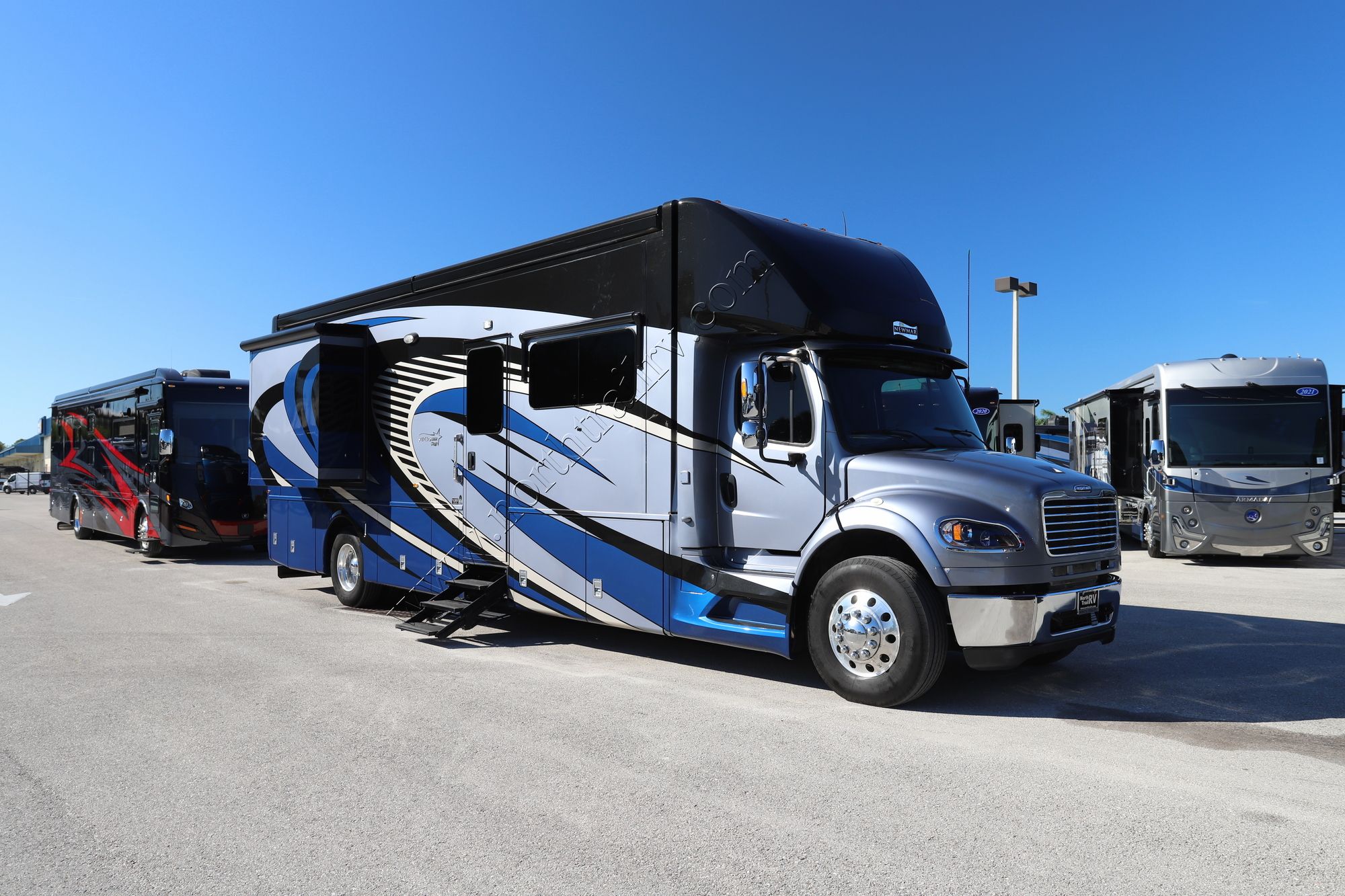 Used 2020 Newmar Super Star 3746 Super C  For Sale