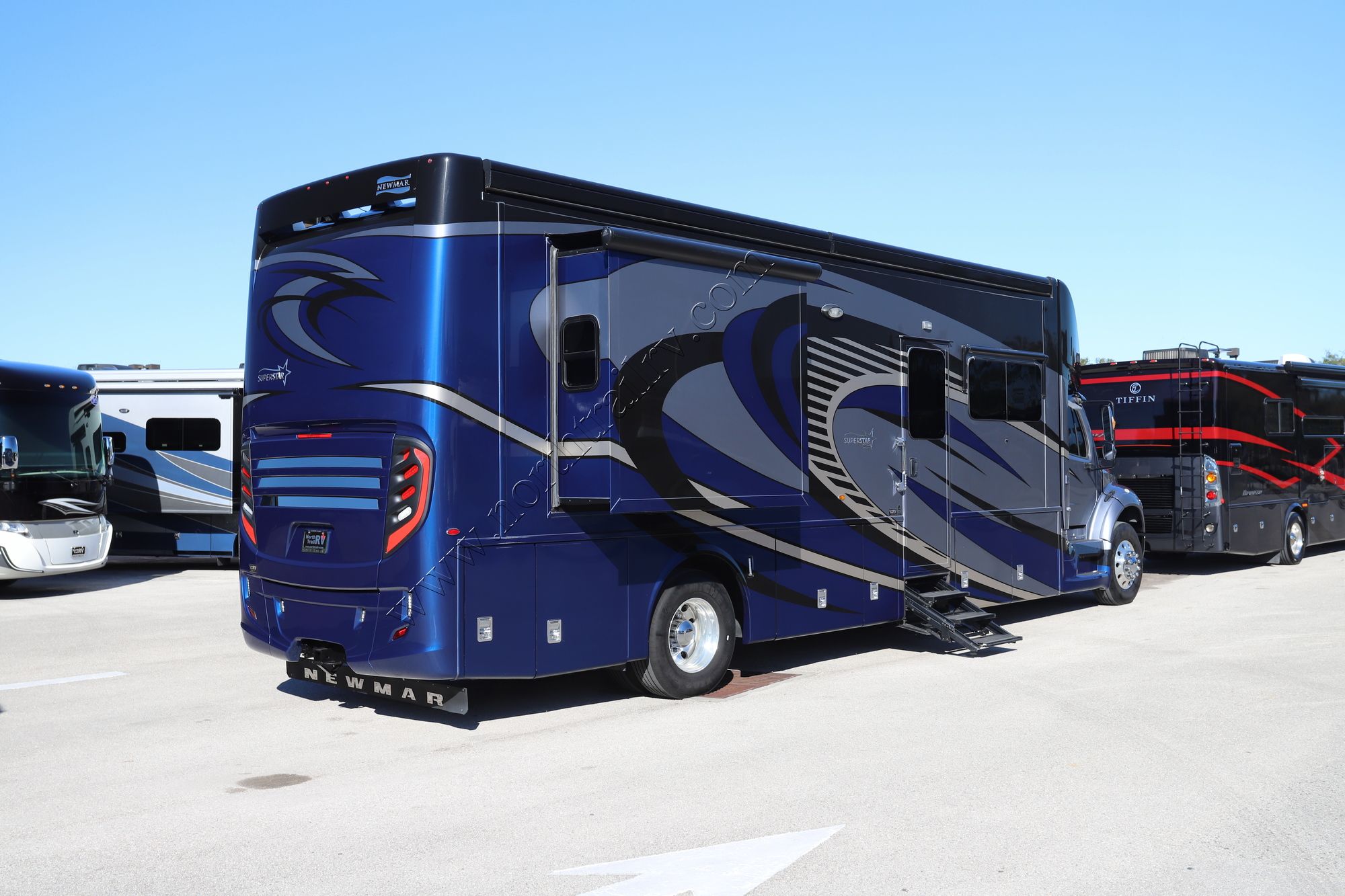 Used 2020 Newmar Super Star 3746 Super C  For Sale