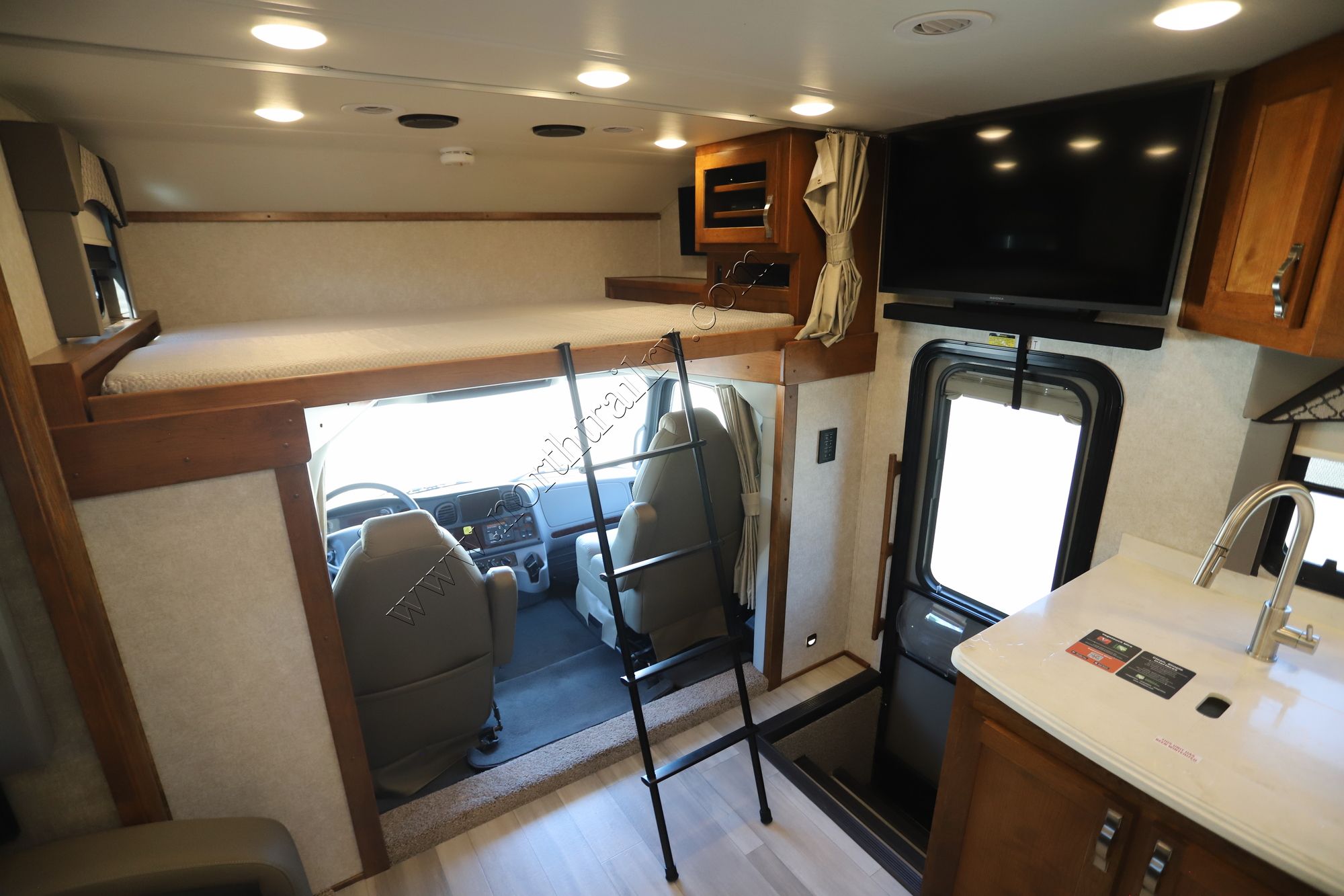 New 2022 Renegade Rv Valencia 38RW Super C  For Sale