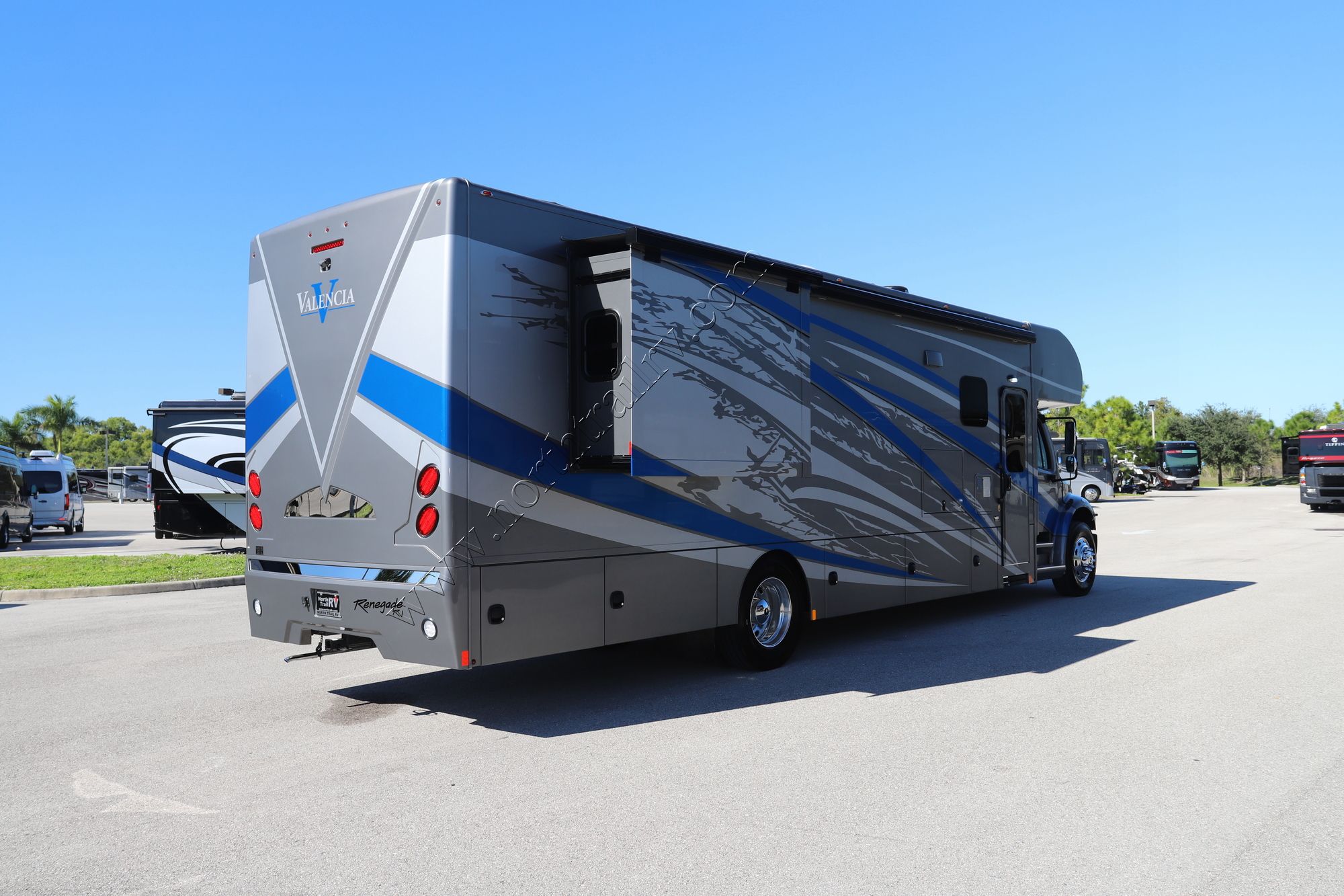 New 2022 Renegade Rv Valencia 38RW Super C  For Sale