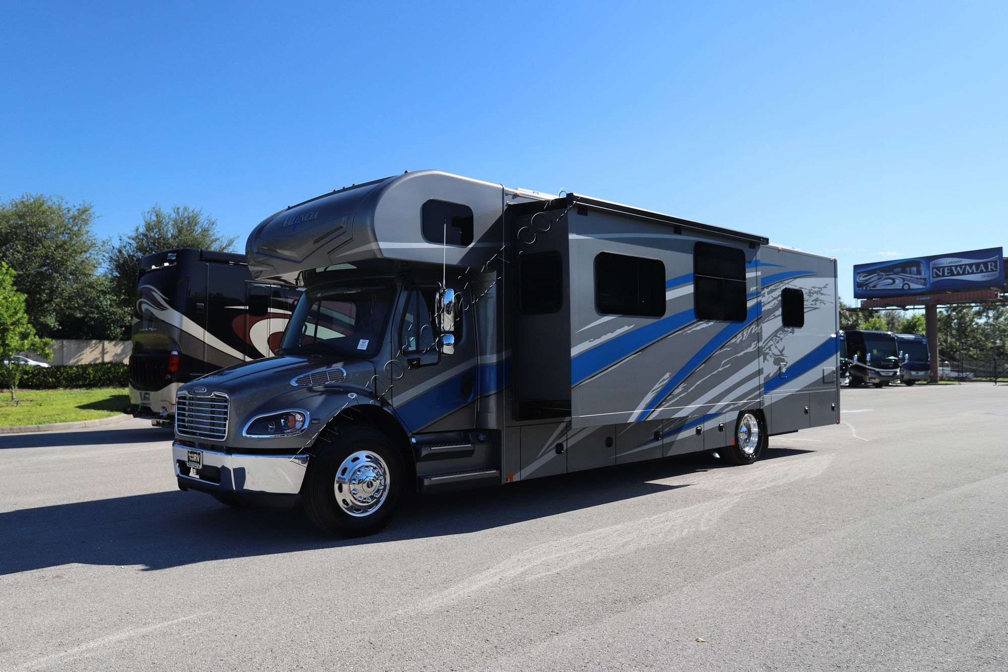 New 2022 Renegade Rv Valencia 38RW Super C  For Sale