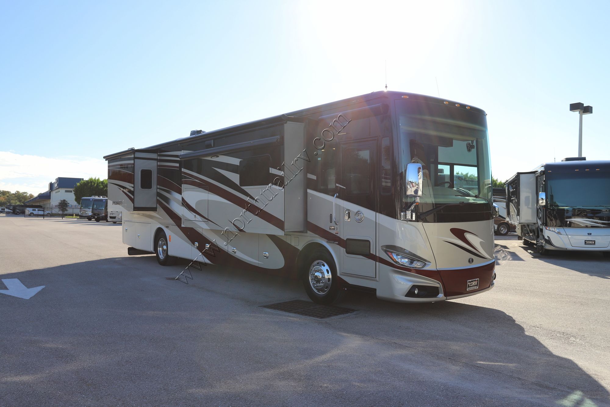 Used 2018 Tiffin Motor Homes Phaeton 40QKH Class A  For Sale