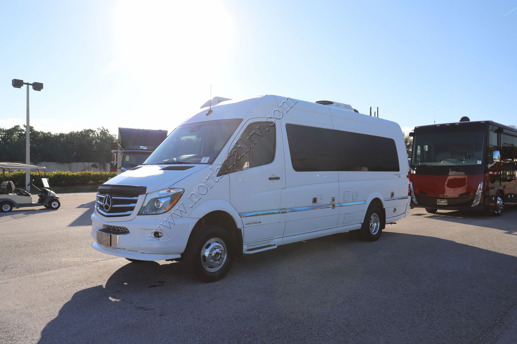 Used 2018 Airstream Interstate LOUNGE EXT 4X4 Class B  For Sale