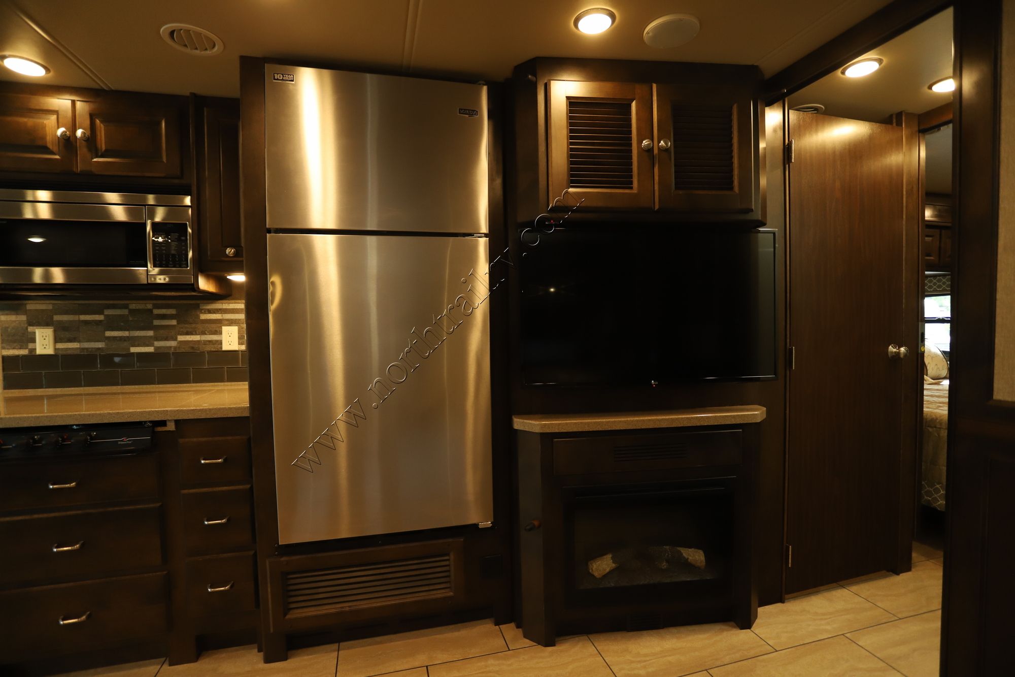 Used 2017 Tiffin Motor Homes Allegro 32SA Class A  For Sale