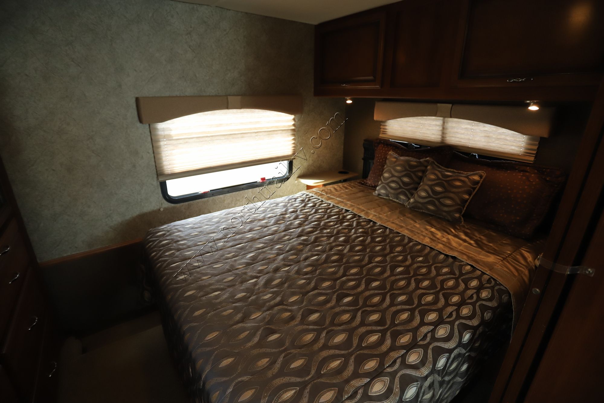 Used 2015 Fleetwood Terra 31C Class A  For Sale